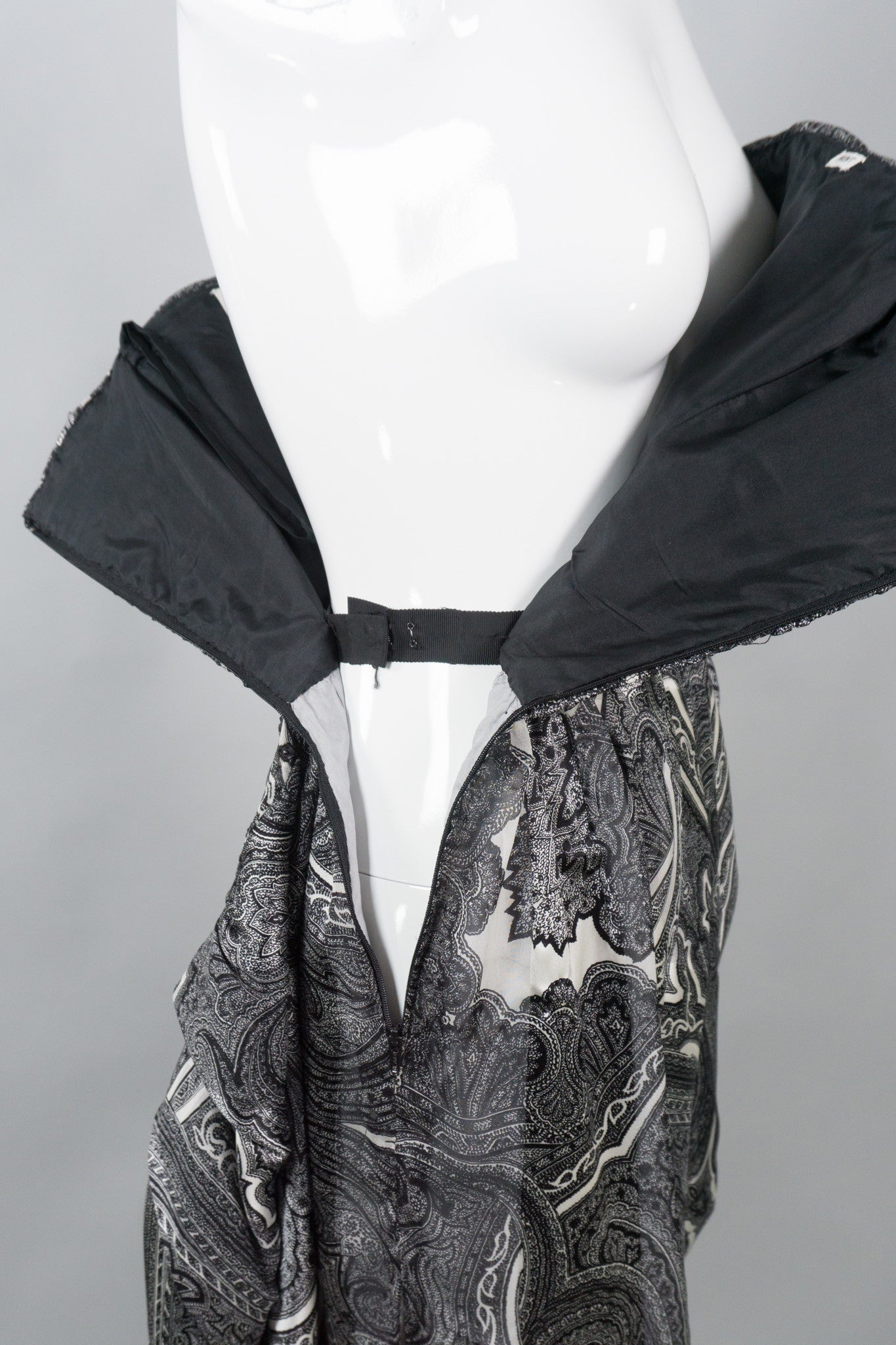 Caroylne Roehm Silk Georgette Print Dress & Wrap