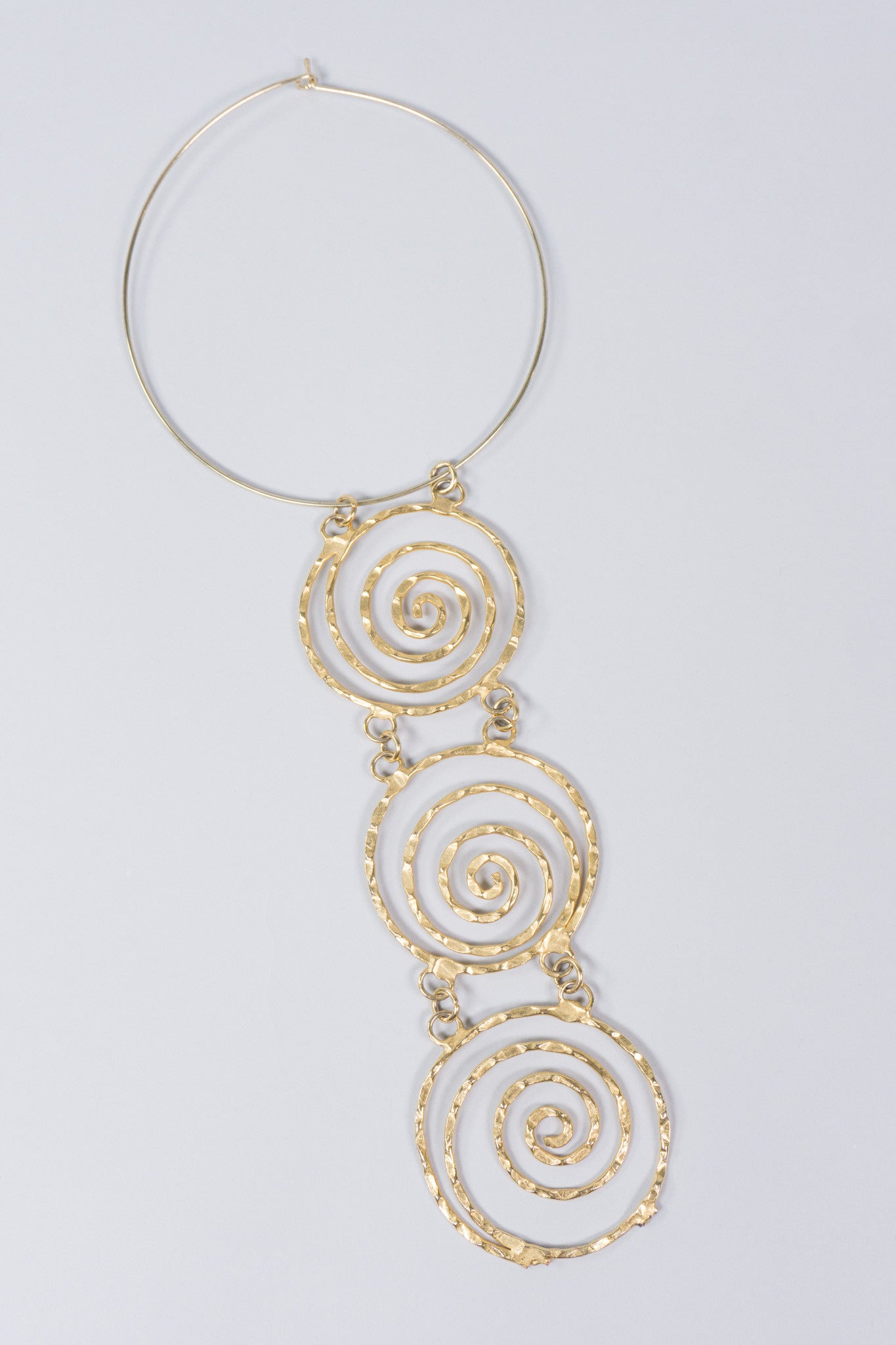 Unsigned Artisan Hanging Swirl Spiral Choker