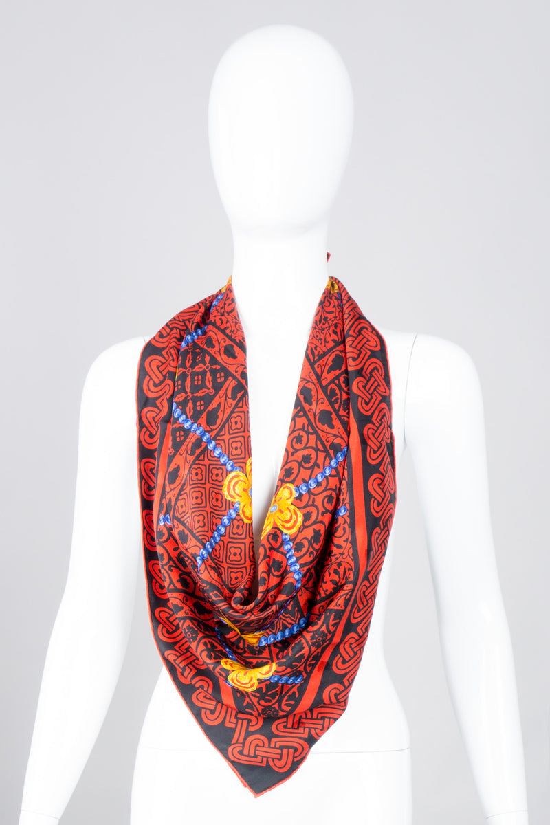 Queen of Hearts Celtic Blossom Bead Silk Scarf