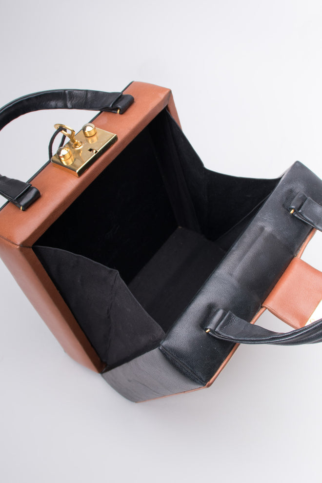 31 Fevrier Vintage Padded Leather Card Suit Vegas Box Bag