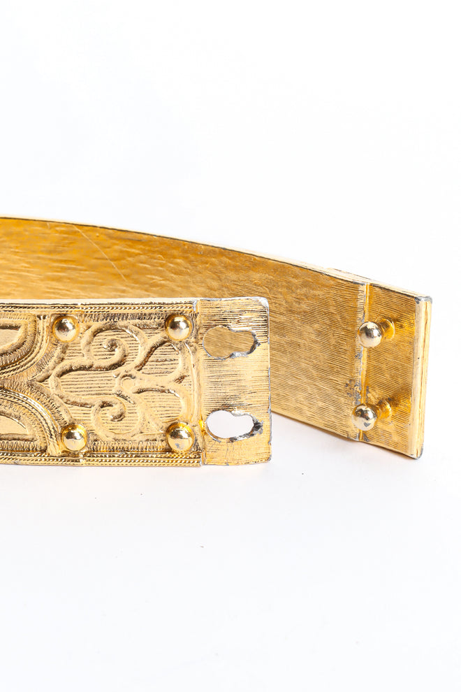 Gold metal band belt by Accessocraft pin hole clasps @recessla