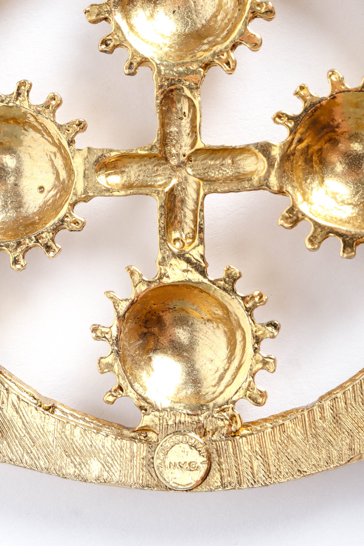 Vintage Accessocraft Triple Cross Plate Necklace – Recess