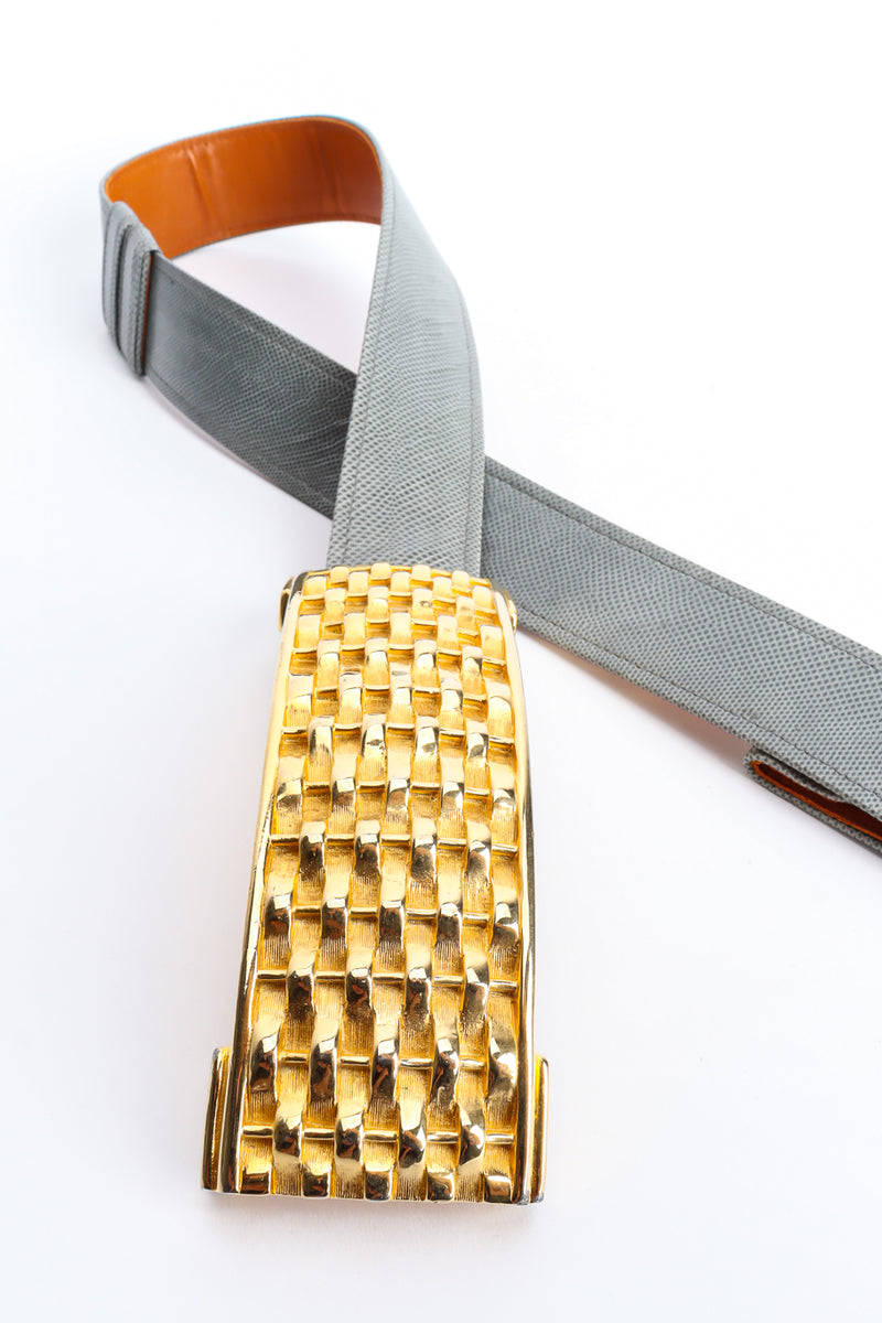 Grey lizard belt with textured gold basket weave buckle by Alexis Kirk buckle close up @recessla