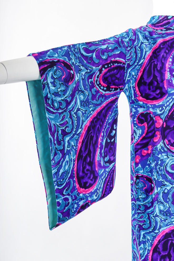Recess Los Angeles Vintage Andrade Hawaiian Resort Paisley Swirl Kimono Caftan