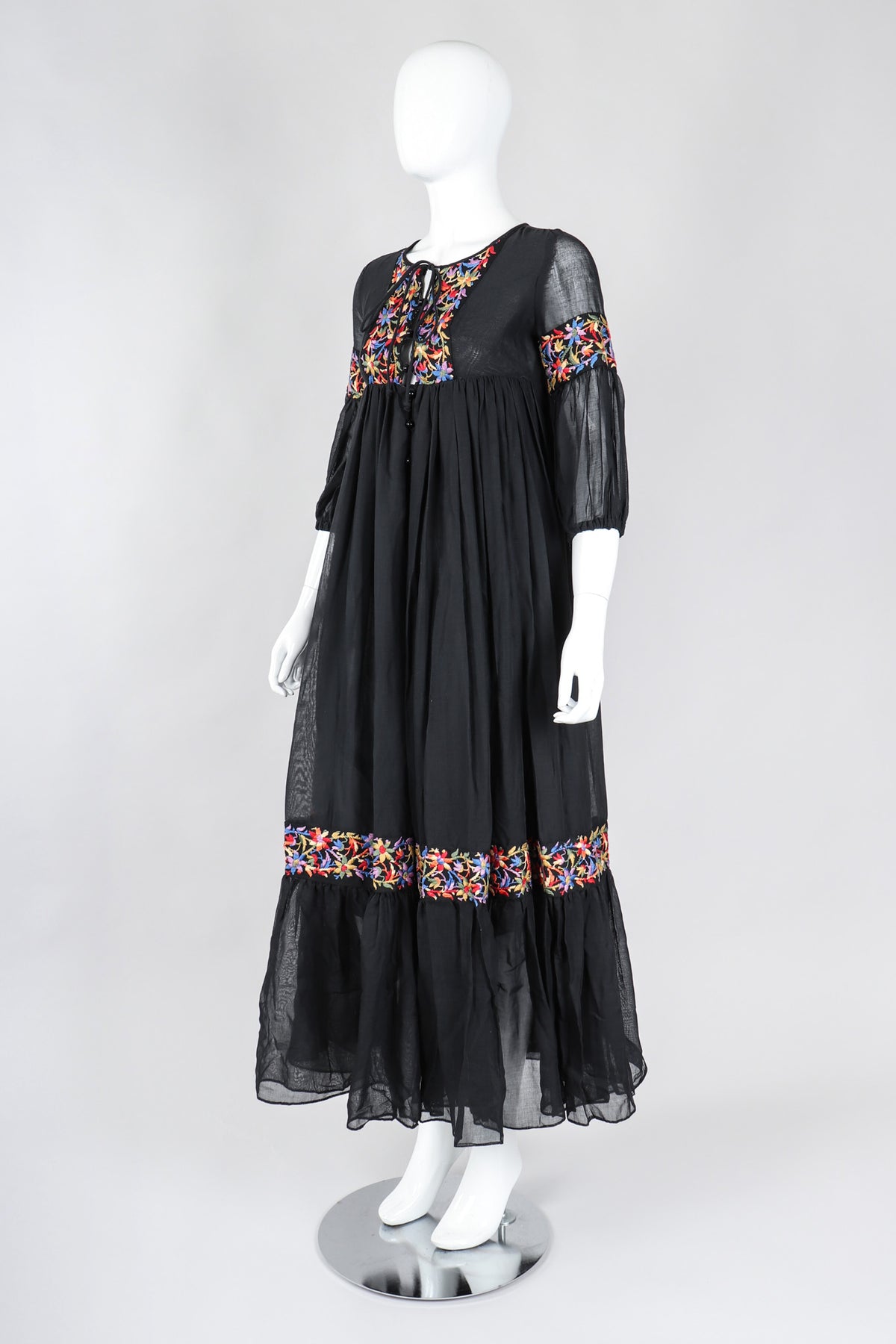 Vintage Beverly Paige Sheer Embroidered Peasant Dress – Recess