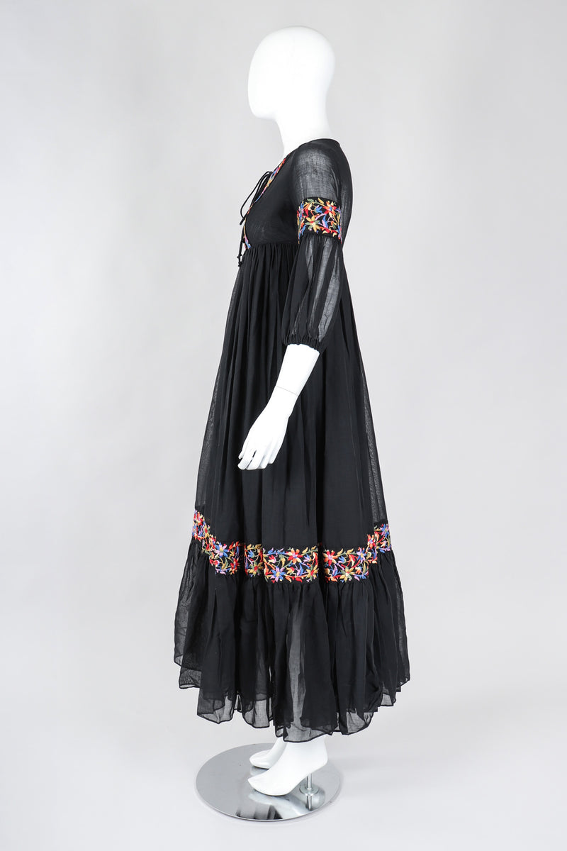 Vintage Beverly Paige Sheer Embroidered Peasant Dress Recess Vintage Beverly Paige Sheer Embroidered Peasant Dress Recess