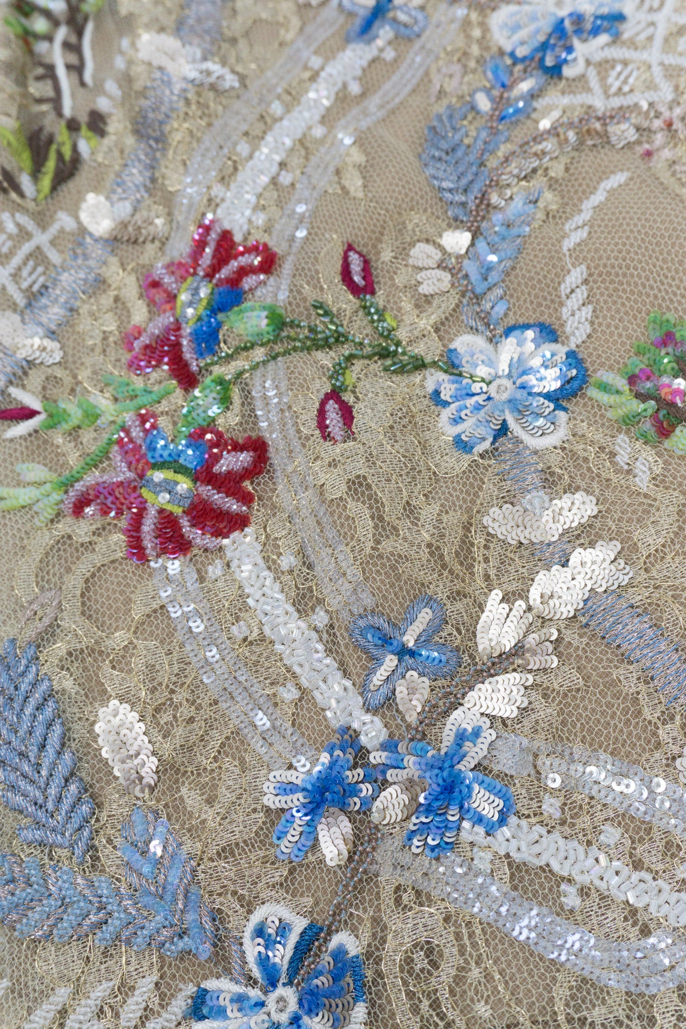 Bill Blass Embellished Chantilly Lace Garden Skirt