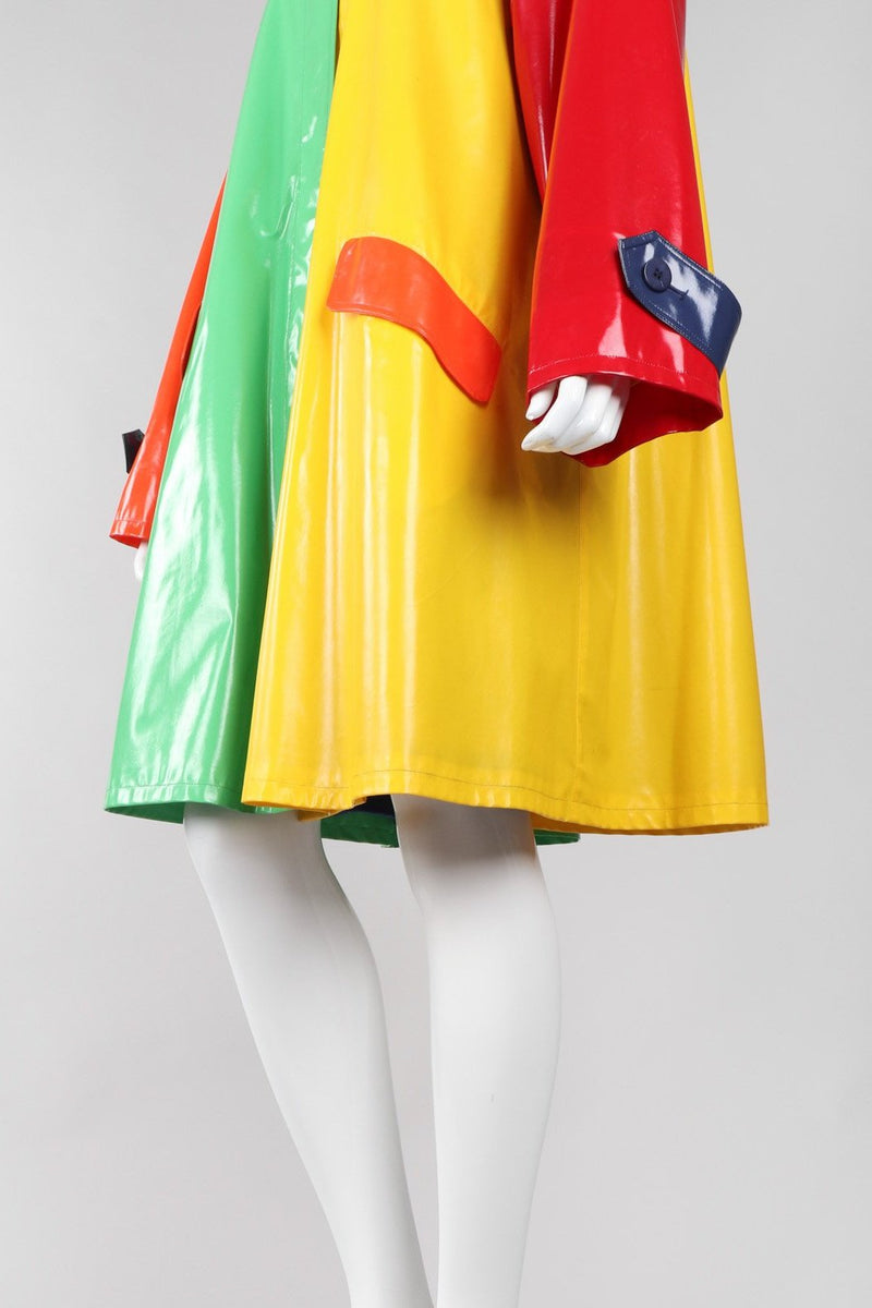 Recess Los Angeles Vintage Bill Blass Rainbow Cross Colors Colorblock Glossy Swing Rain Coat