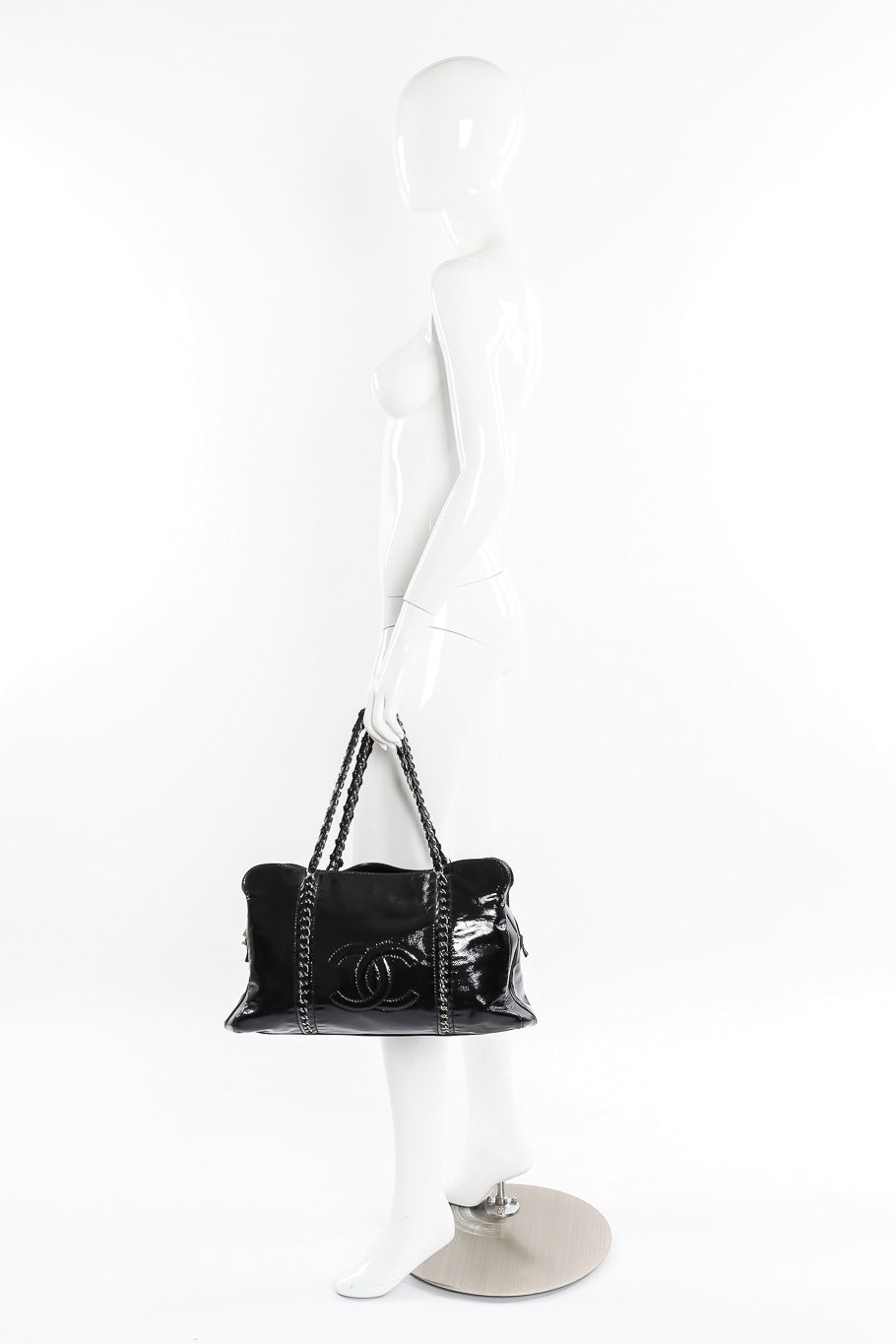 Chanel resort luxe ligne patent tote on mannequin @recessla