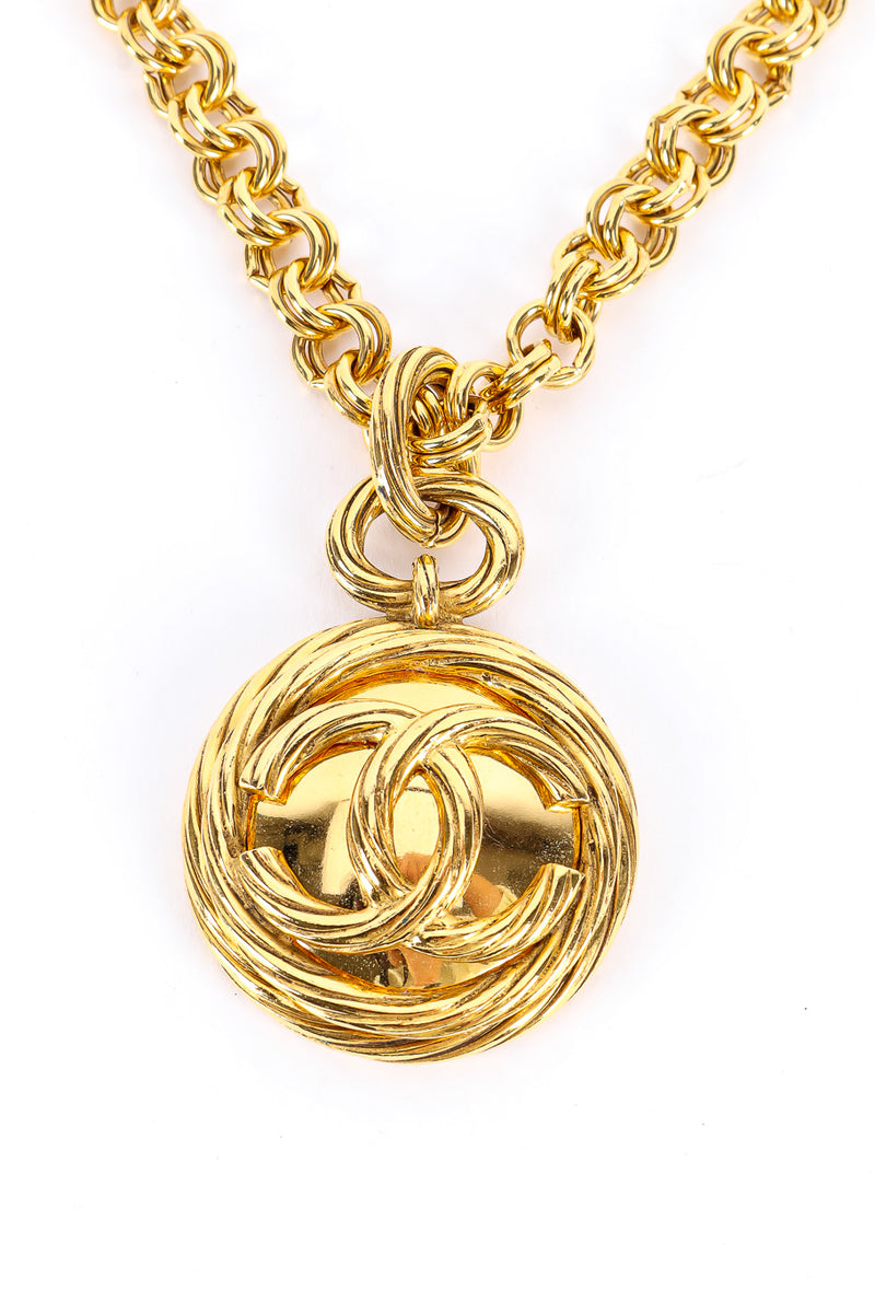 Vintage CHANEL Classic Chain Necklace With Mini Matelasse CC 