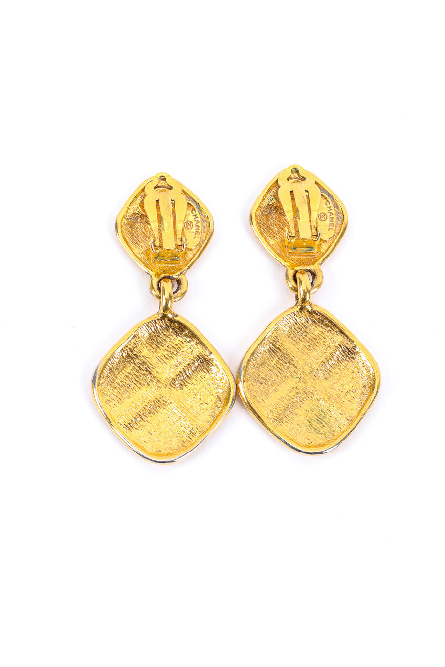 Chanel quilted dangling earrings back details @recessla