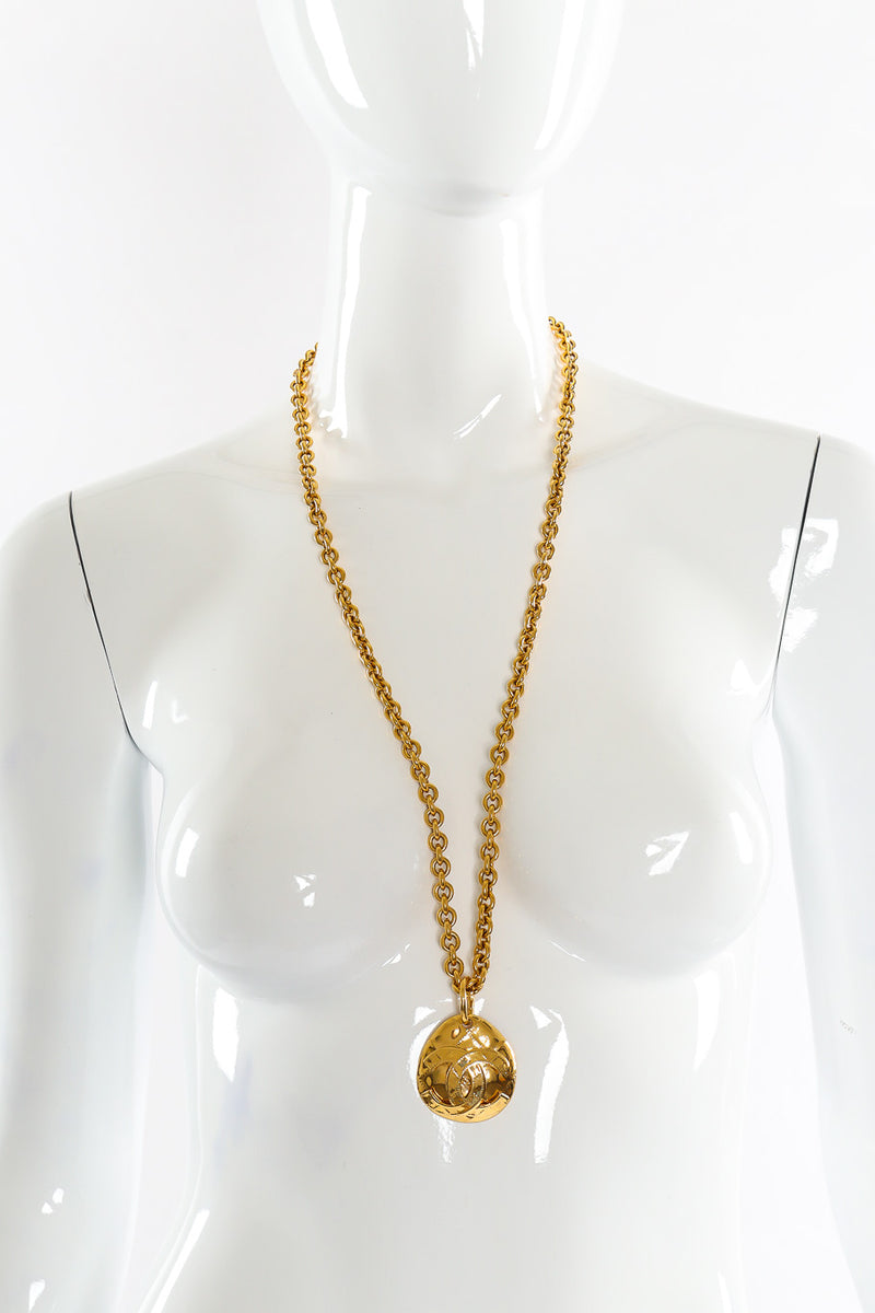 Vintage Chanel Oval CC Pendant Chain Necklace on mannequin @recessla