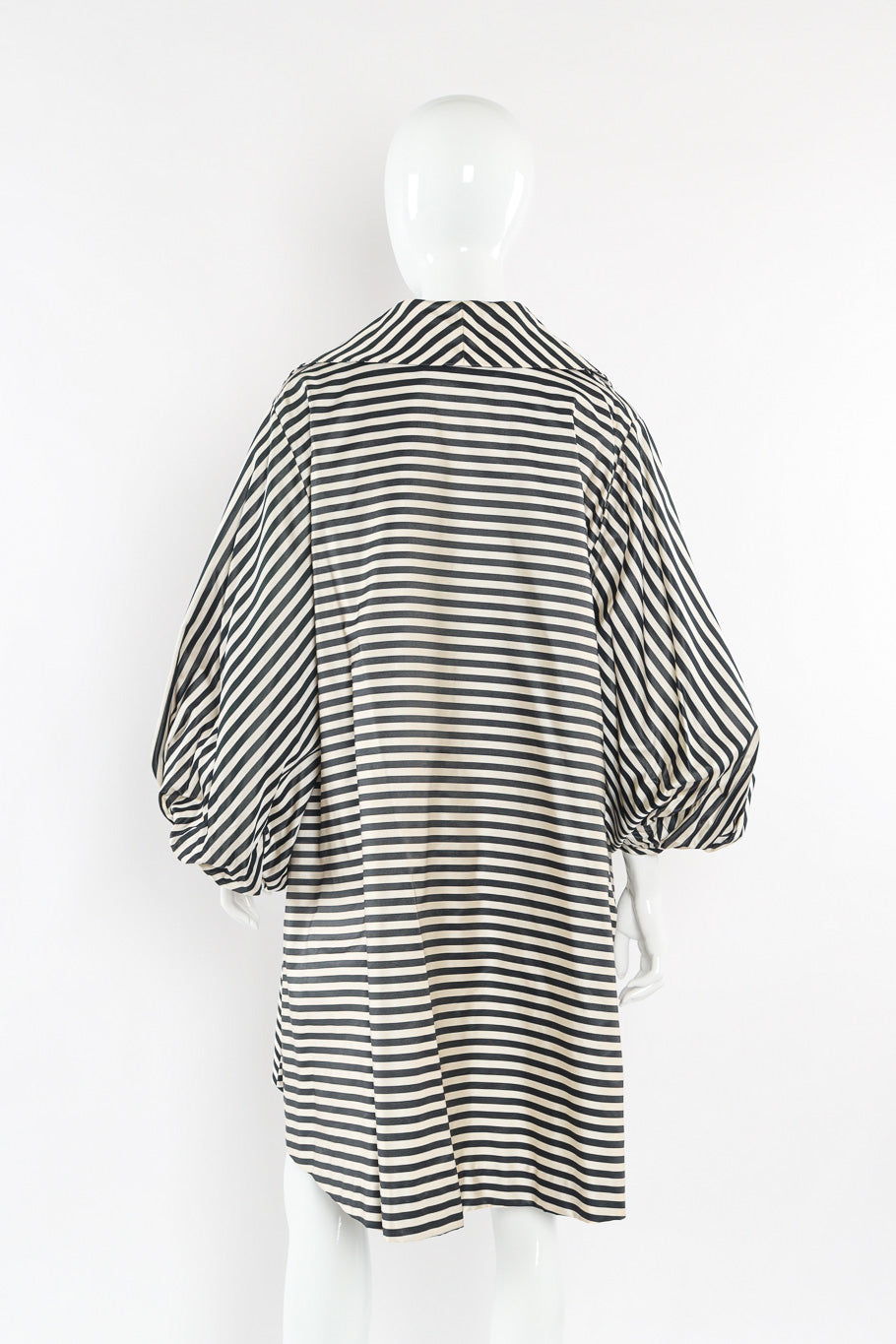 Oversized striped swing coat by Carolyne Roehm Back View @recessla