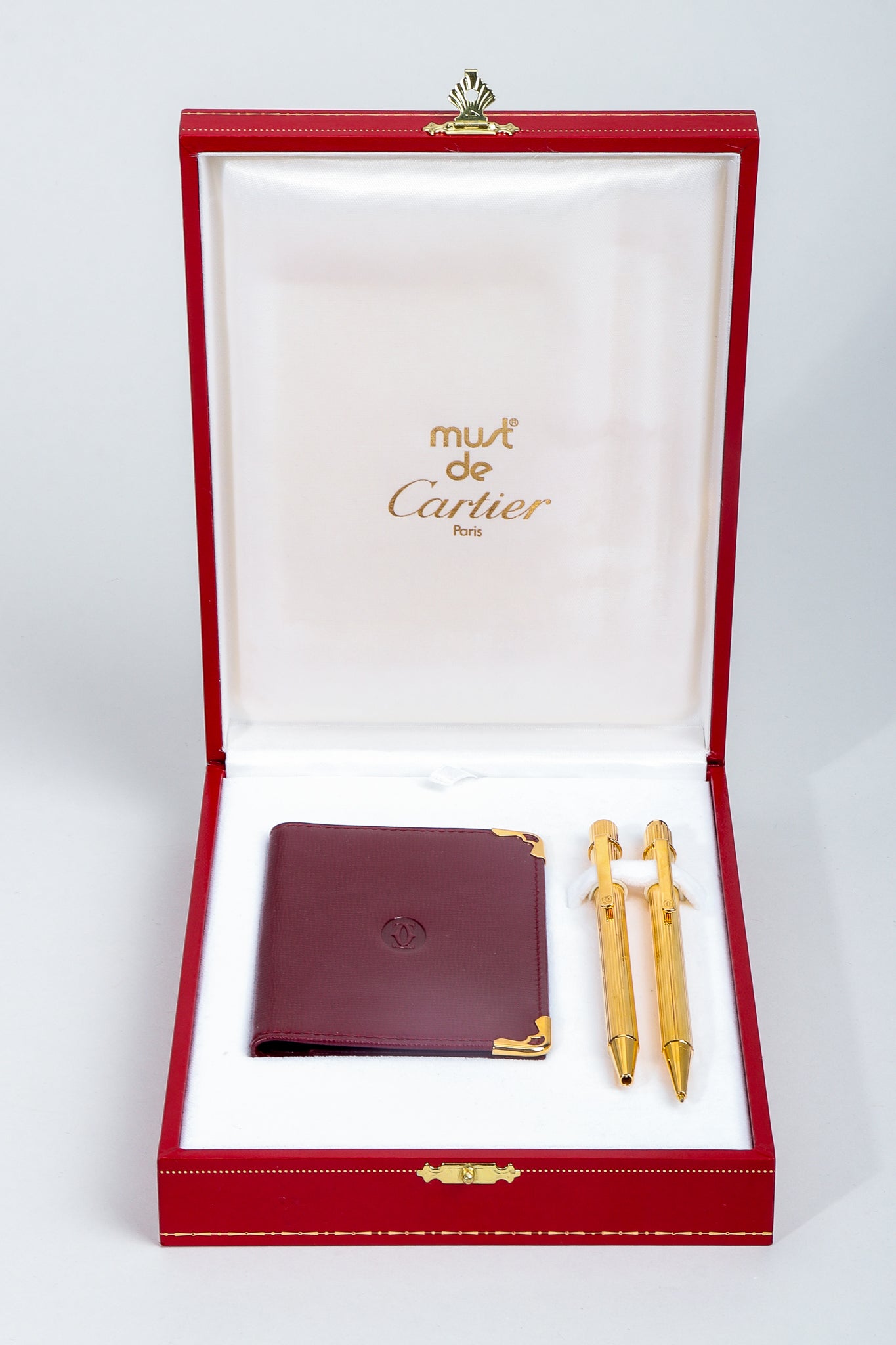 Vintage Must de Cartier Oxblood Leather Wallet & Gold Pen Boxed Gift Set in box