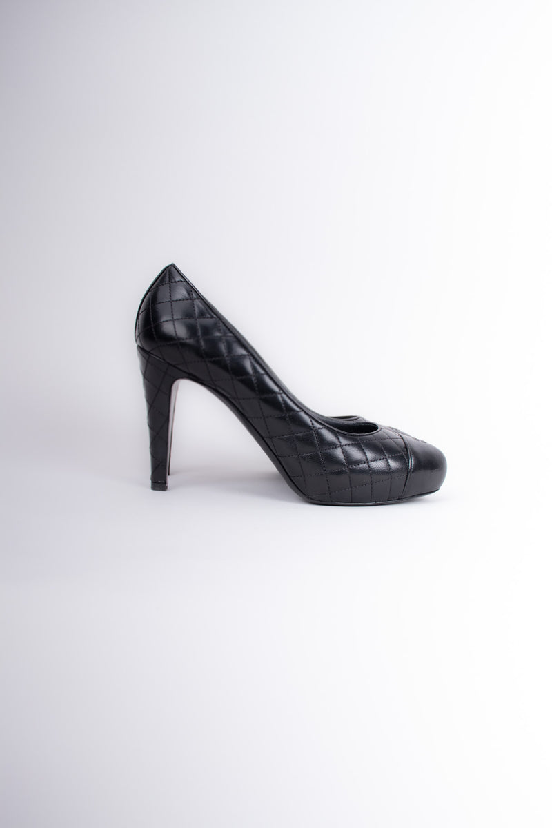 Chanel Logo CC Quilted Lambskin Leather Heels Pumps