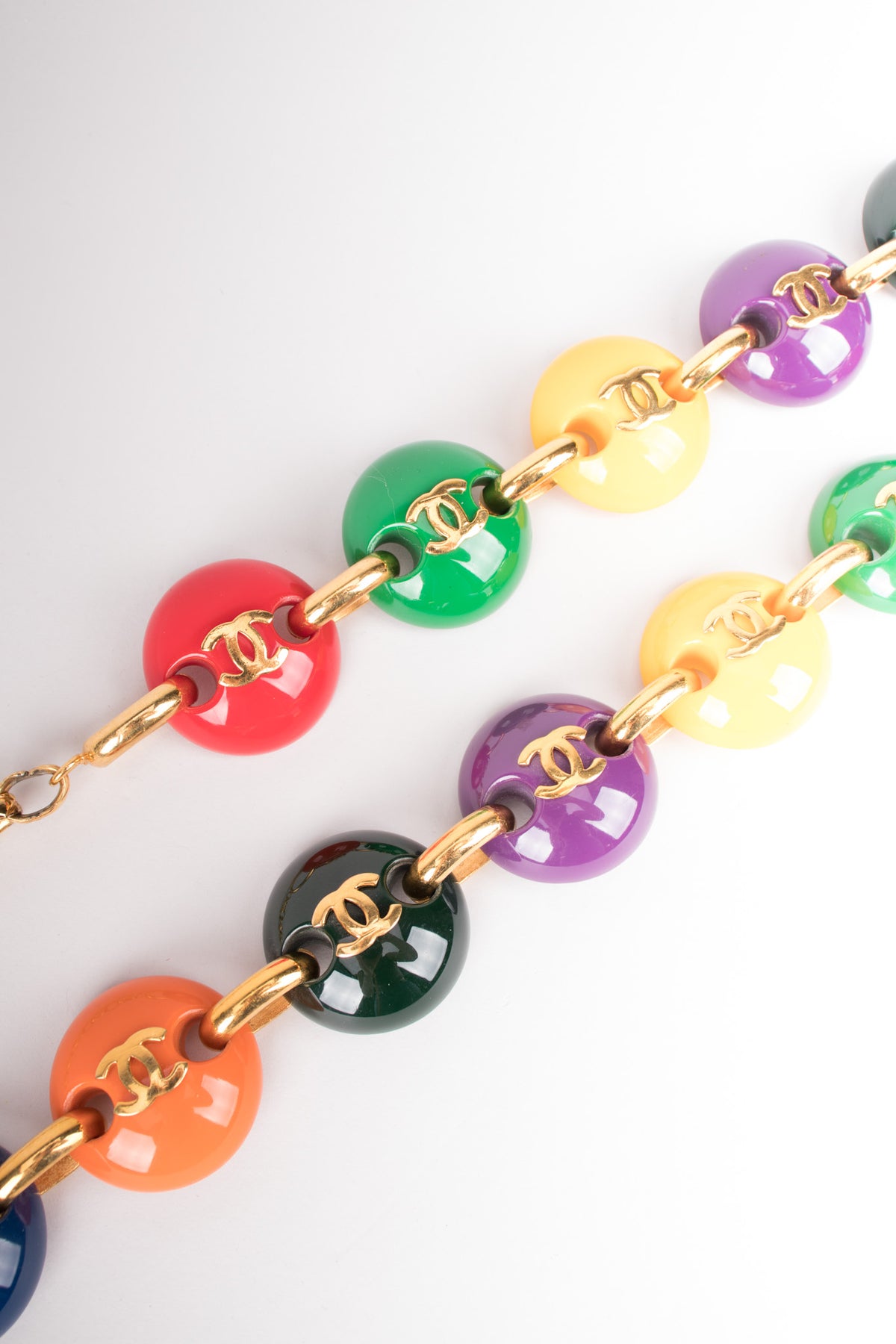 Chanel, multicolor iridescent chain belt Chanel CC Barbie Belt | Spring 1995 Vintage Belt main image 4