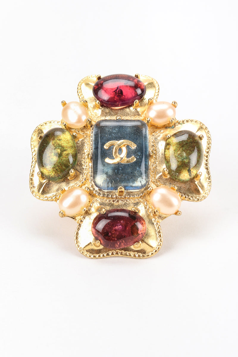 chanel-pearl-brooch - wit & whimsy