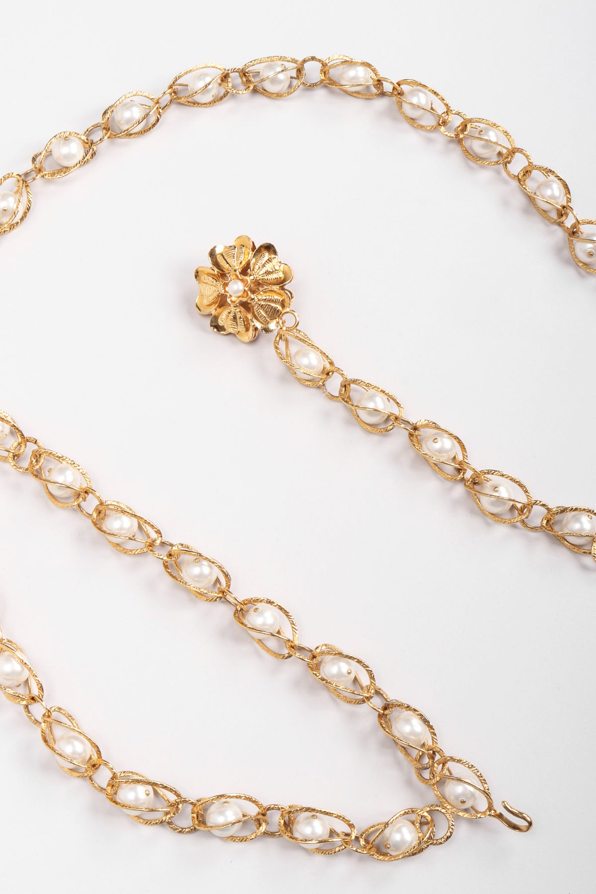 Vintage Chanel Pearl Cage Chain Belt – Recess