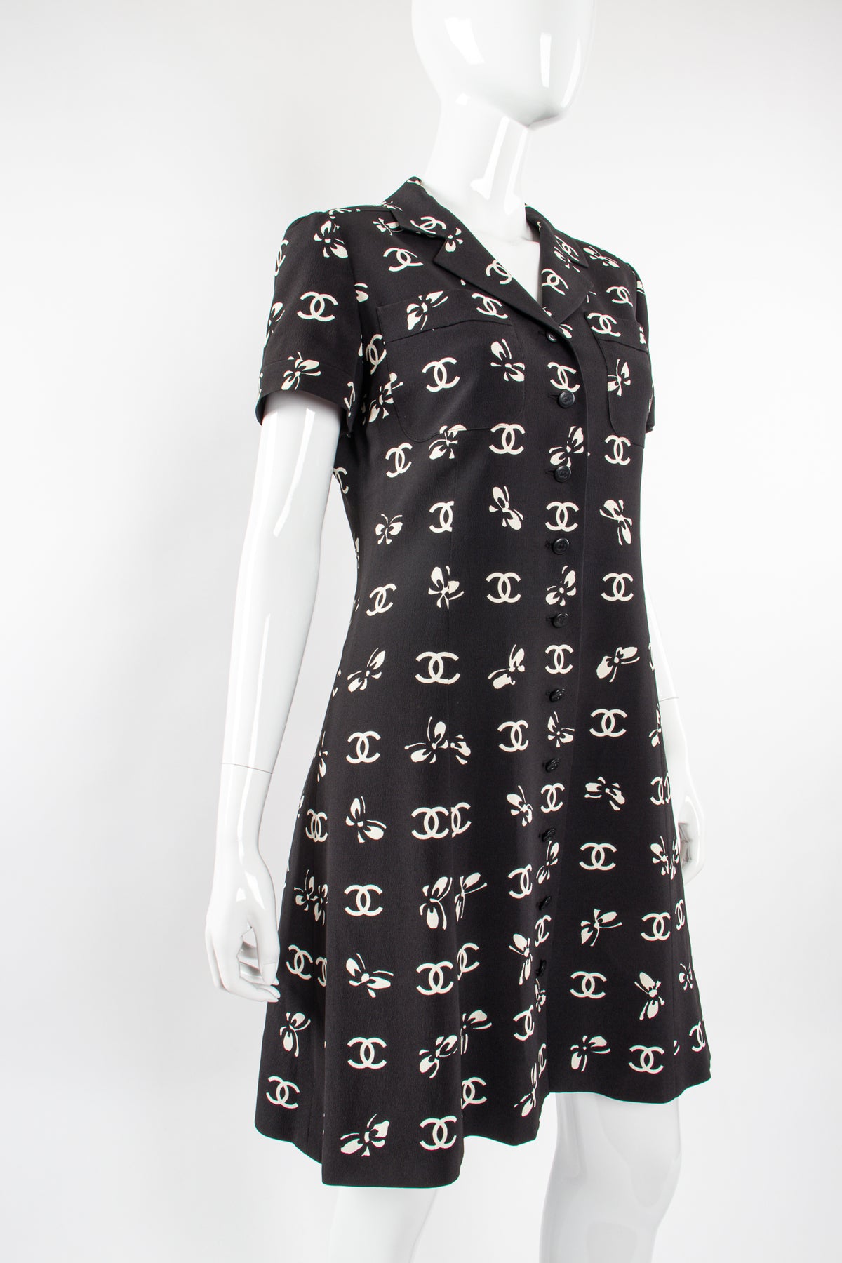 Vintage Chanel 1997 Cruise Bow Butterfly CC Logo Print Dress – Recess Vintage Chanel 1997 Cruise Bow Butterfly CC Logo Print Dress – Recess