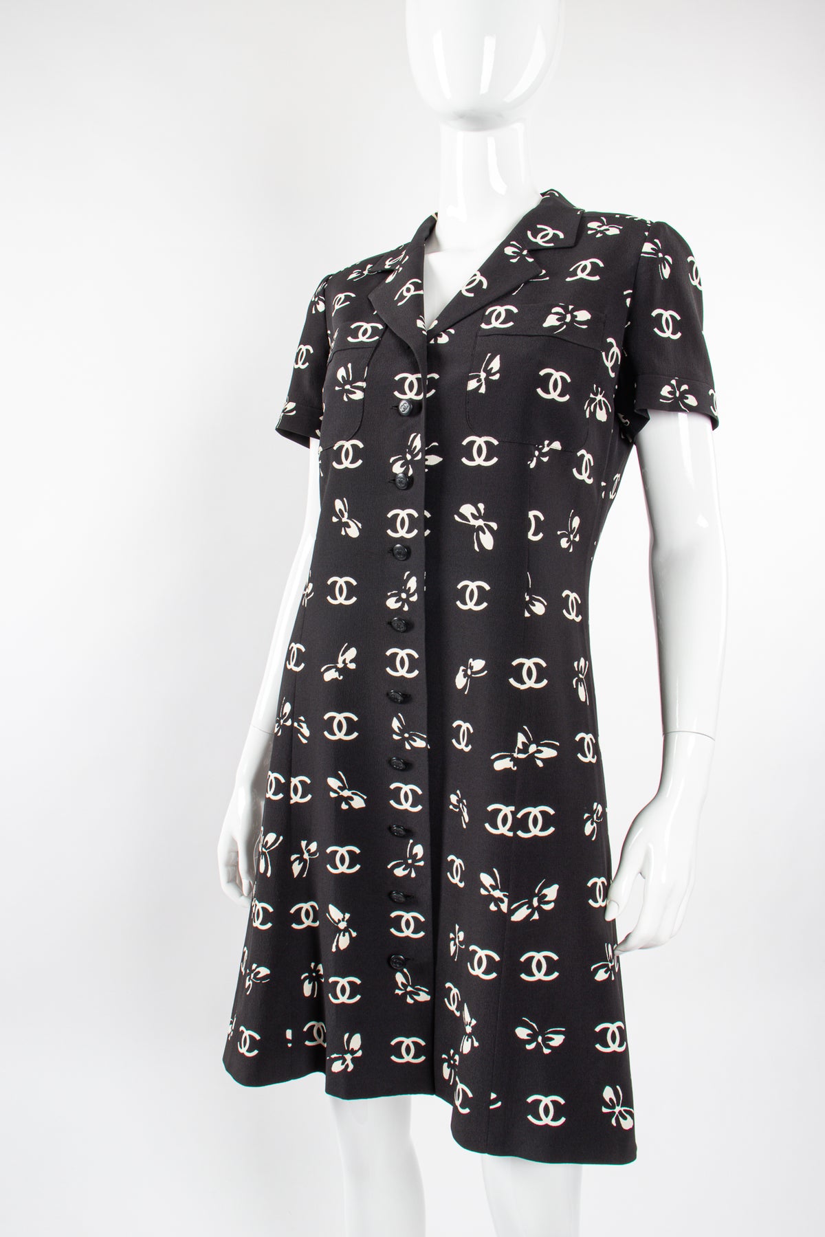 Vintage Chanel 1997 Cruise Bow Butterfly CC Logo Print Dress – Recess Vintage Chanel 1997 Cruise Bow Butterfly CC Logo Print Dress – Recess