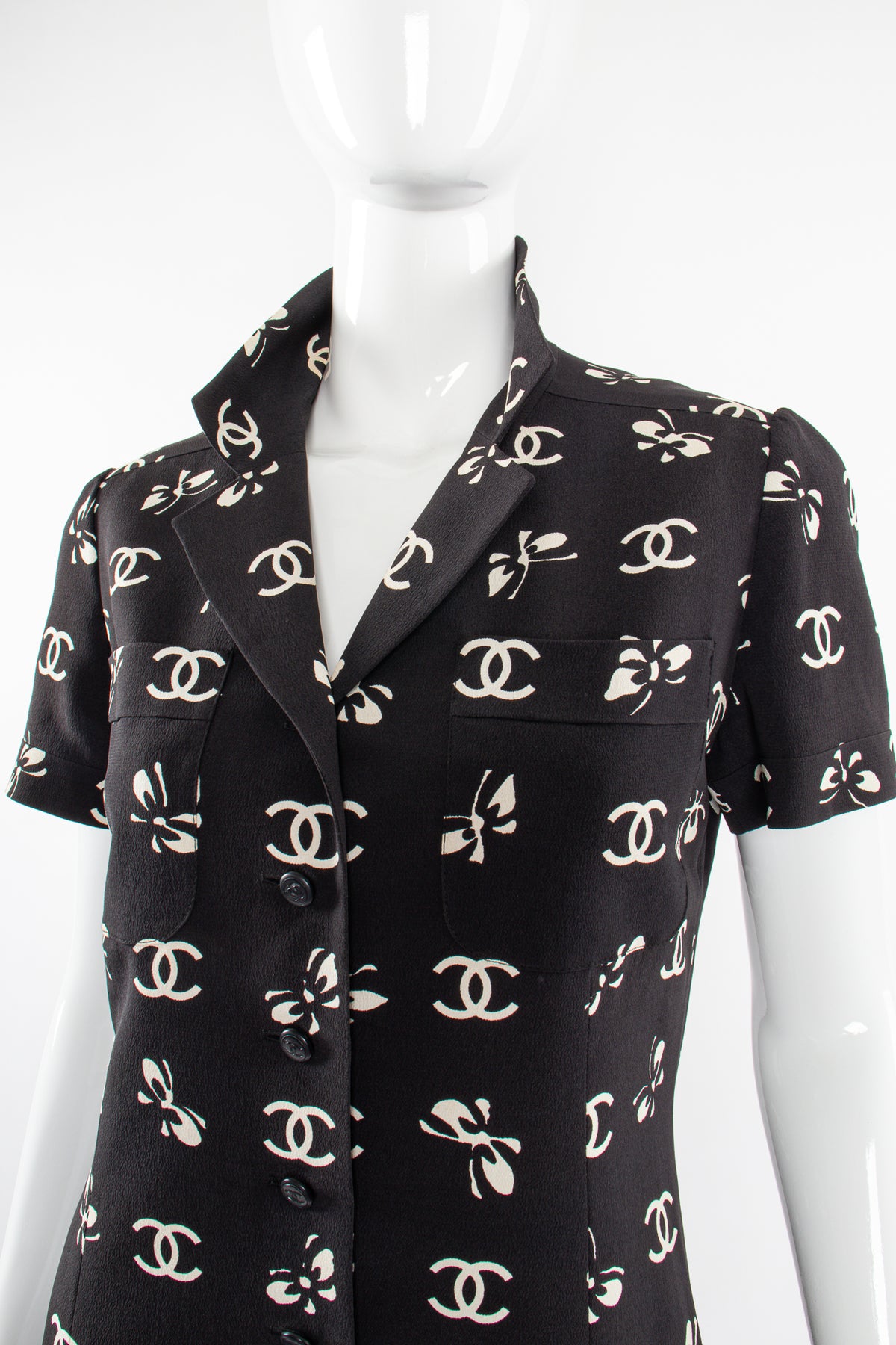 Chanelblack-whiteLogobowDress-