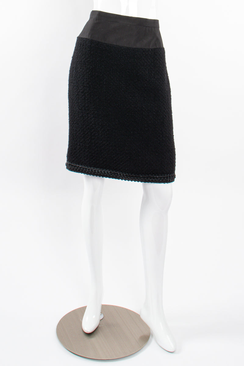 Vintage Chanel SS 1994 Runway Jelly Bow Bouclé Jacket & Skirt Set on Mannequin skirt frt @ Recess