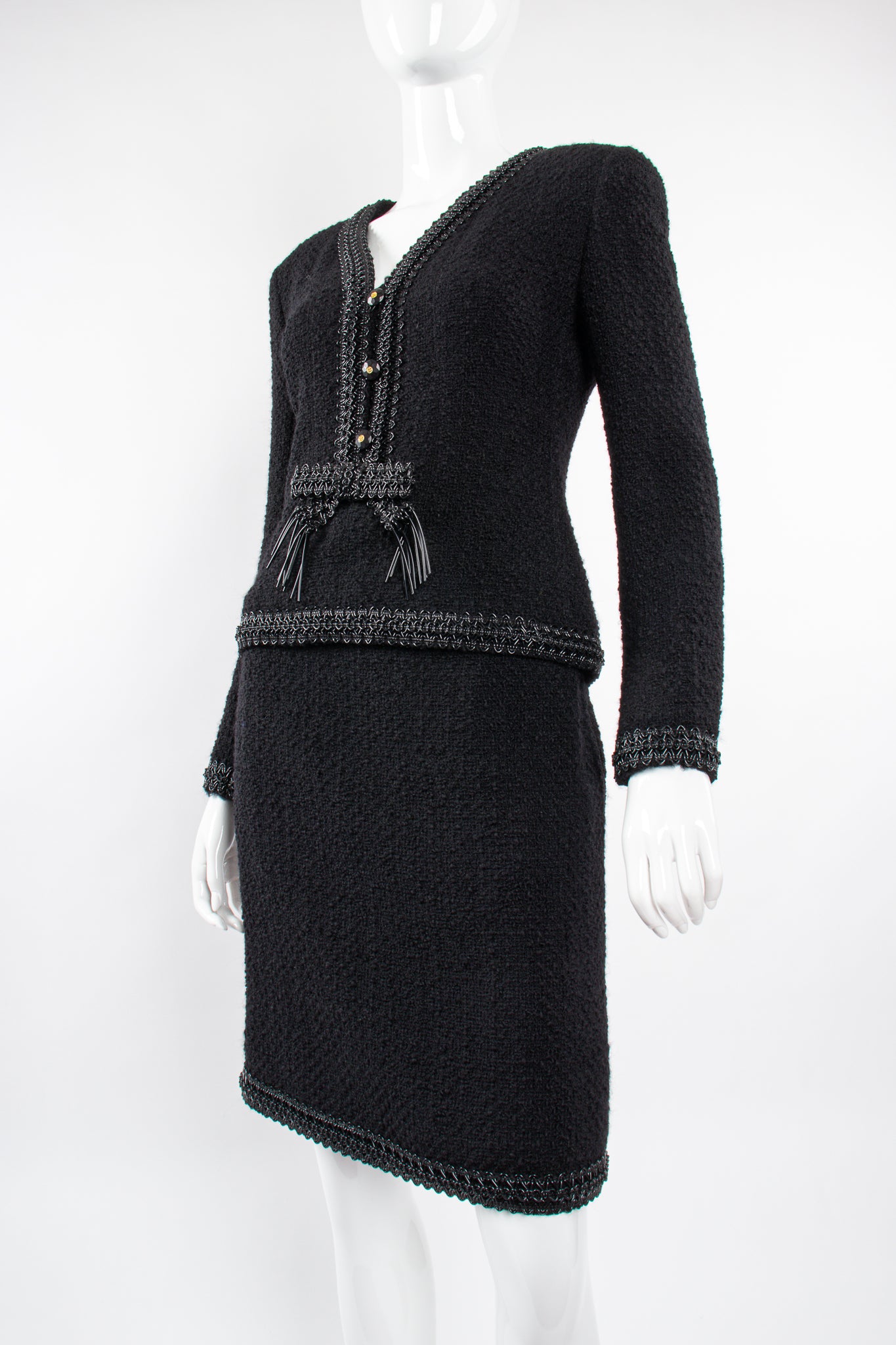 Vintage Chanel SS 1994 Runway Jelly Bow Bouclé Jacket & Skirt Set on Mannequin crop @ Recess LA