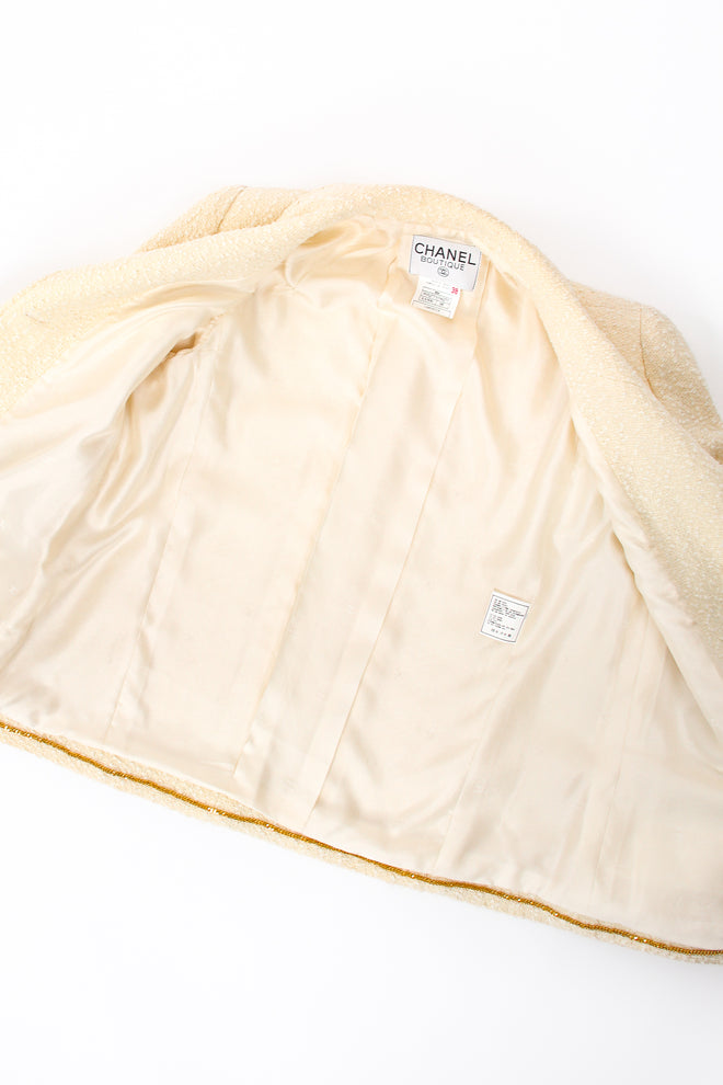 Vintage Chanel 1995 Bouclé Tweed Double Pocket Jacket flat lining at Recess Los Angeles