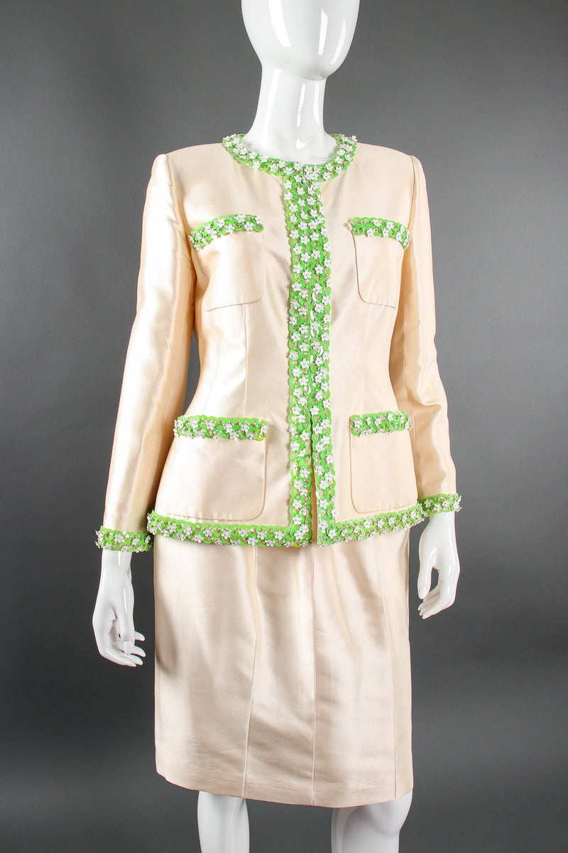 Vintage Chanel 1996P Daisy Bead Bridal Wedding Jacket & Skirt Suit