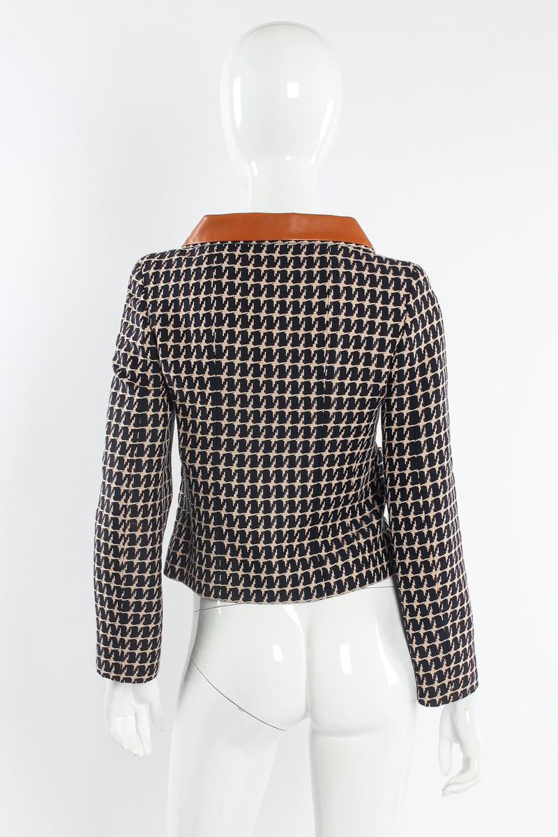 CHANEL Paris Fall 2001 Brown Wool Tweed Women’s Cropped Jacket Skirt Suit 
