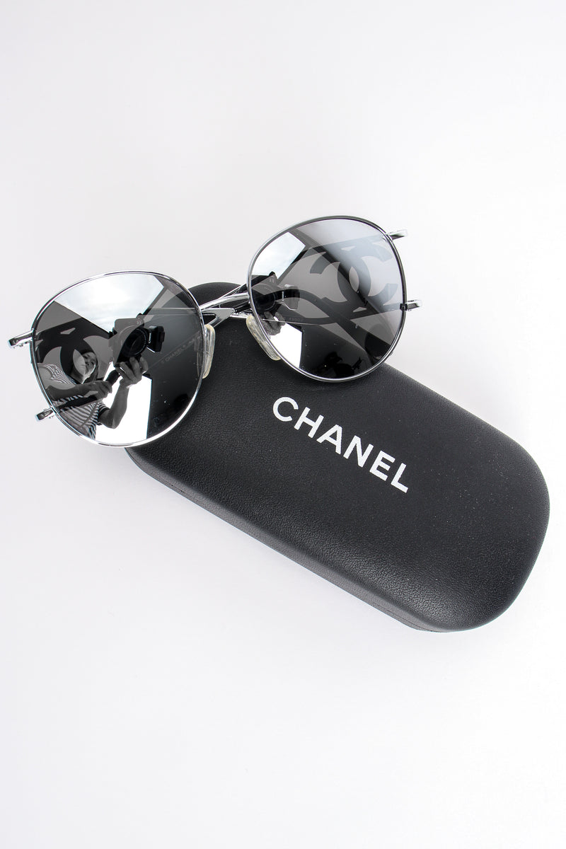 Chanel Round Frame Aviator Sunglasses in Black