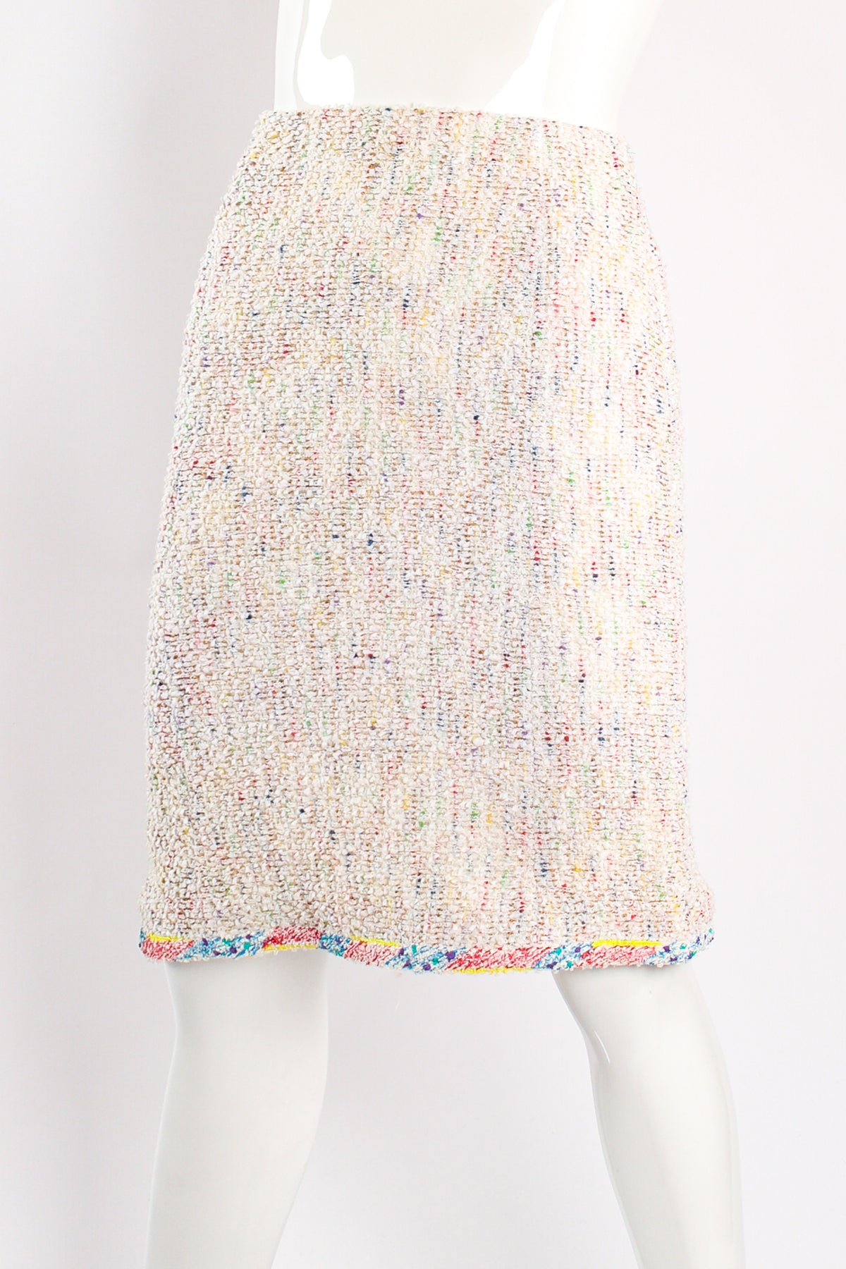【CHANEL】cotton-blend boucle tweed mini skirt【新品同様】 INTO · INTO