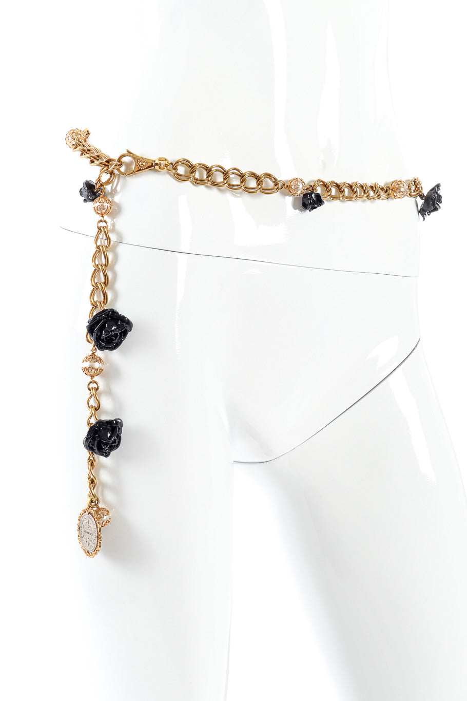 Dolce & Gabbana black rose chain belt on mannequin @recessla
