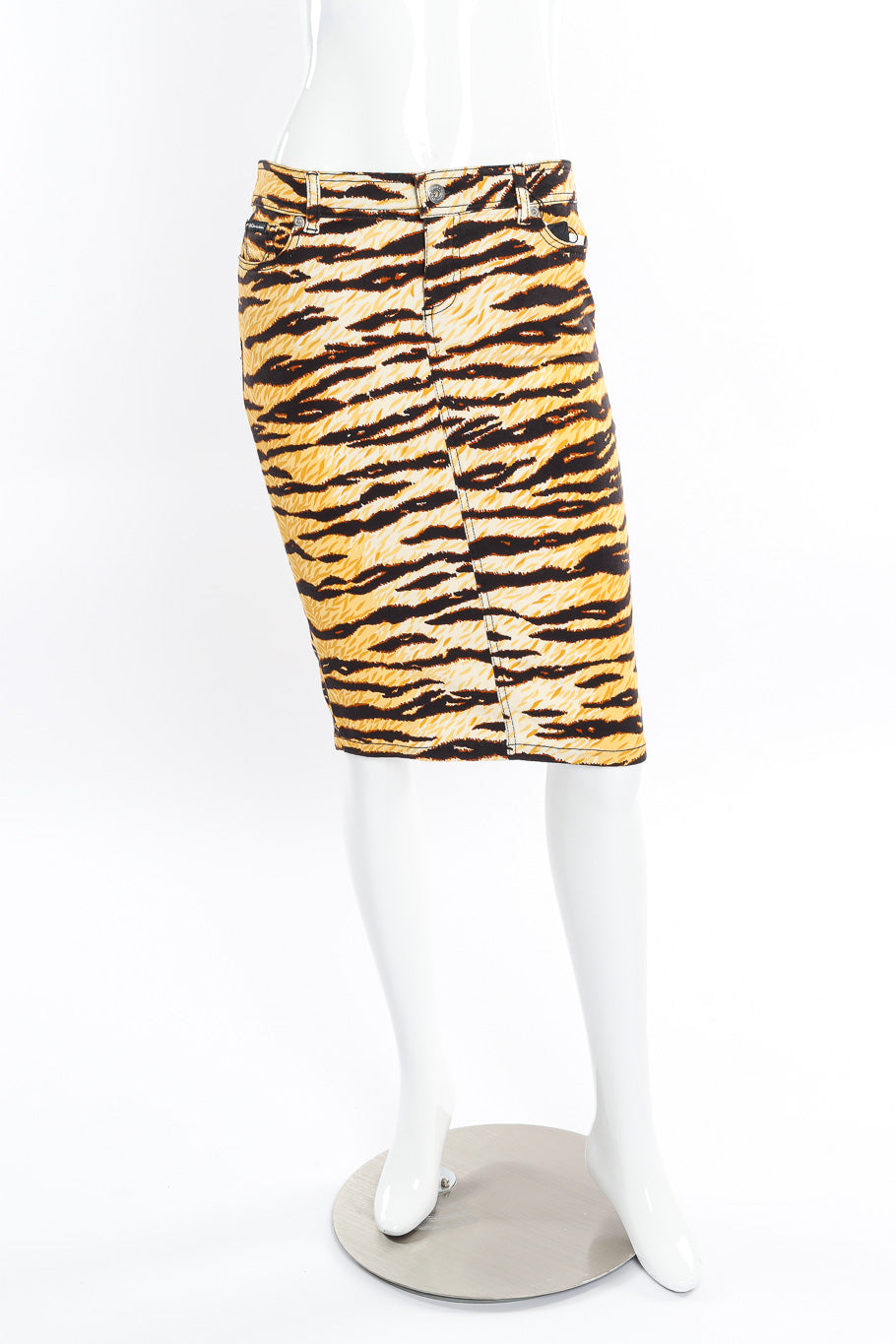 Dolce & Gabbana cotton animal skirt on mannequin @recessla