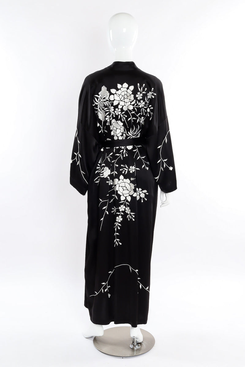 embroidered robe by Donna Karan Intimates mannequin back @recessla
