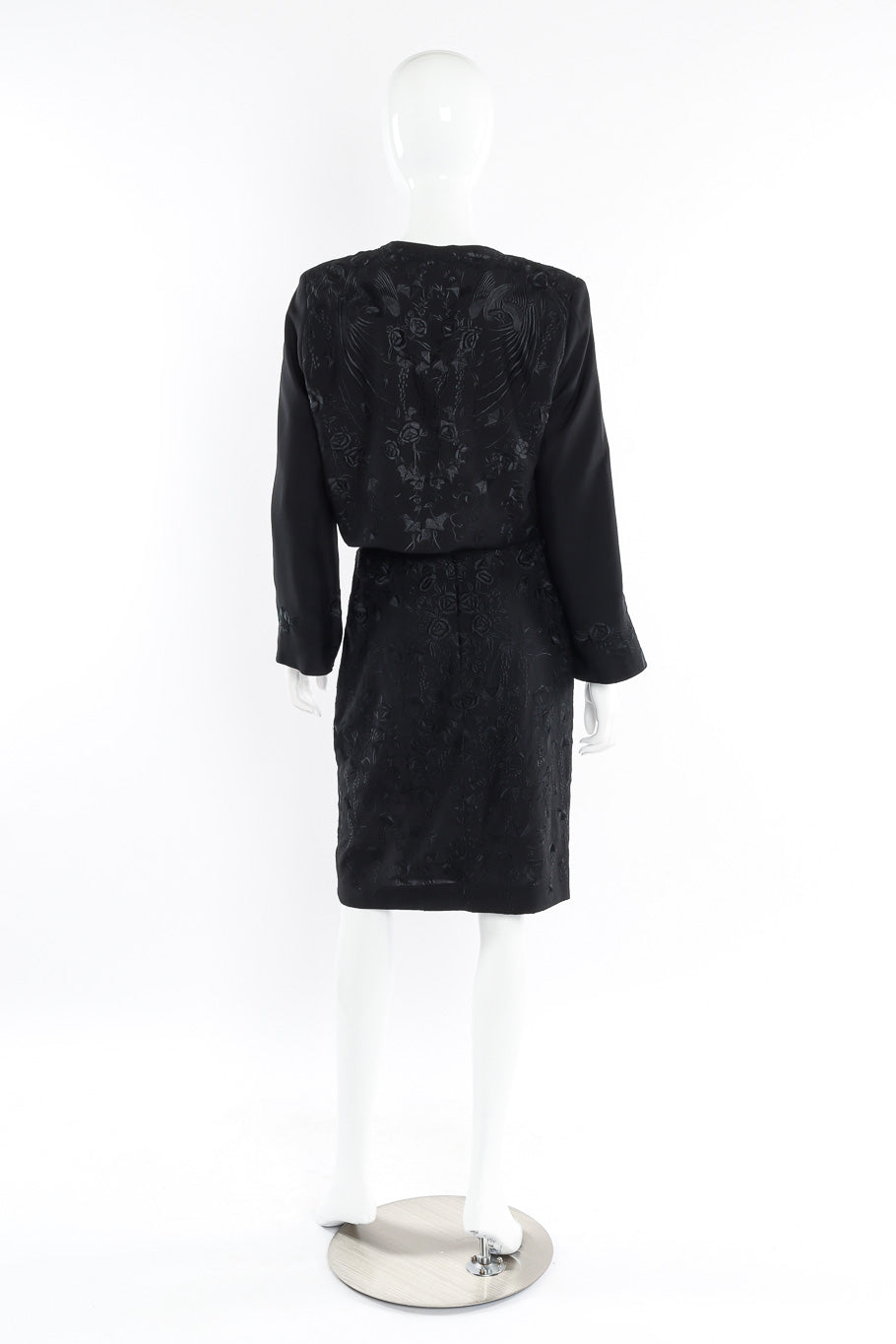 Jacket and skirt set by Donna Karan mannequin back @recessla