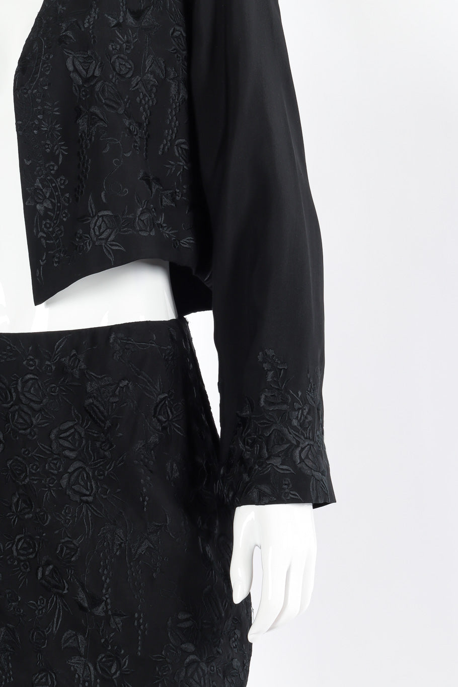 Jacket and skirt set by Donna Karan mannequin sleeve @recessla