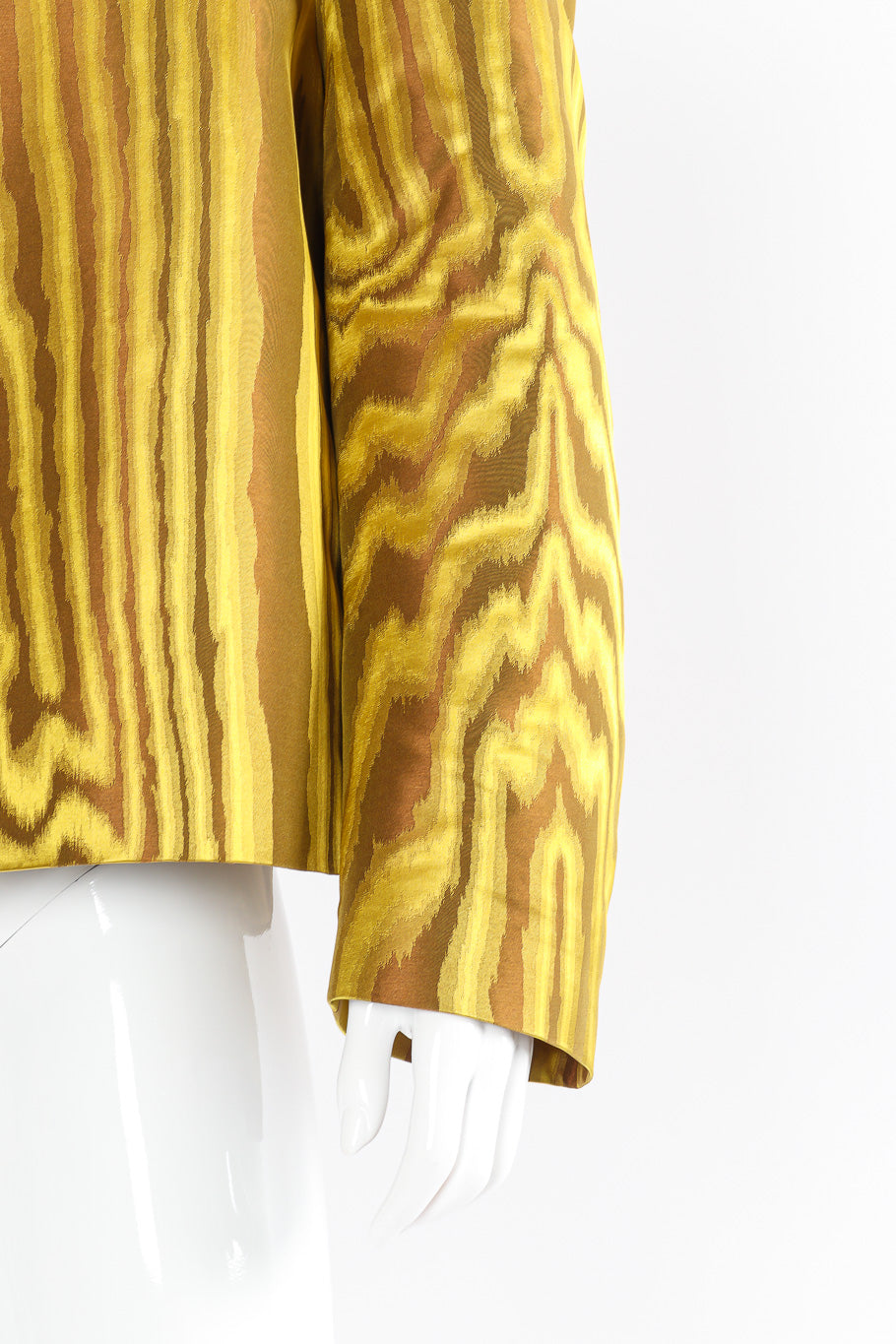 Dries van Noten abstract moire cropped jacket sleeve detail @recessla