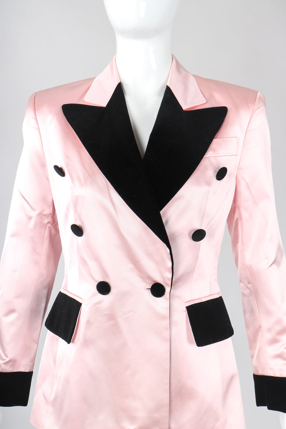 Recess Designer Consignment Vintage Escada Satin Contrast Tuxedo Jacket Los Angeles Resale