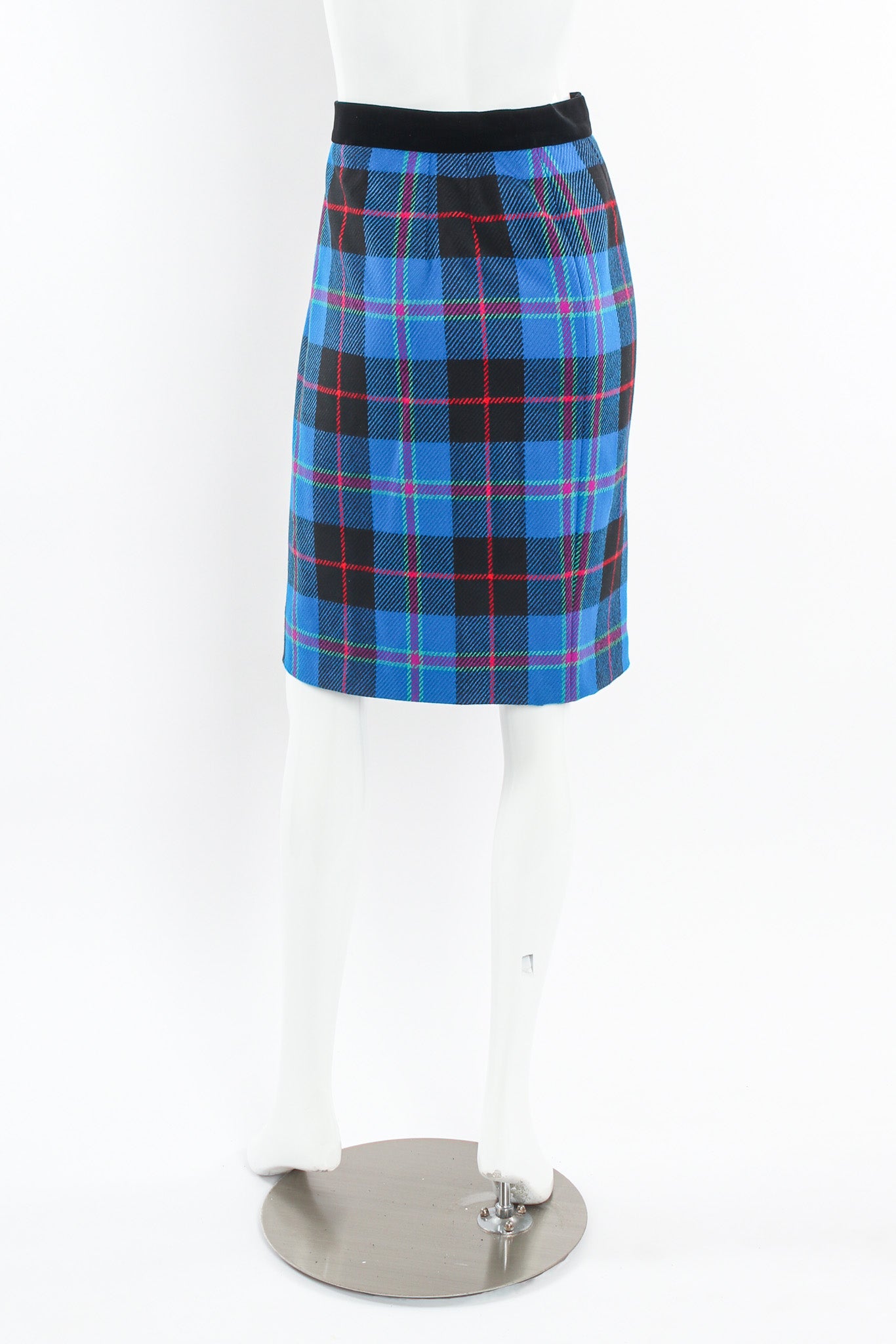 Vintage Escada Margaretha Ley 1980s Plaid Jacket & Skirt Set mannequin skirt back @ Recess LA