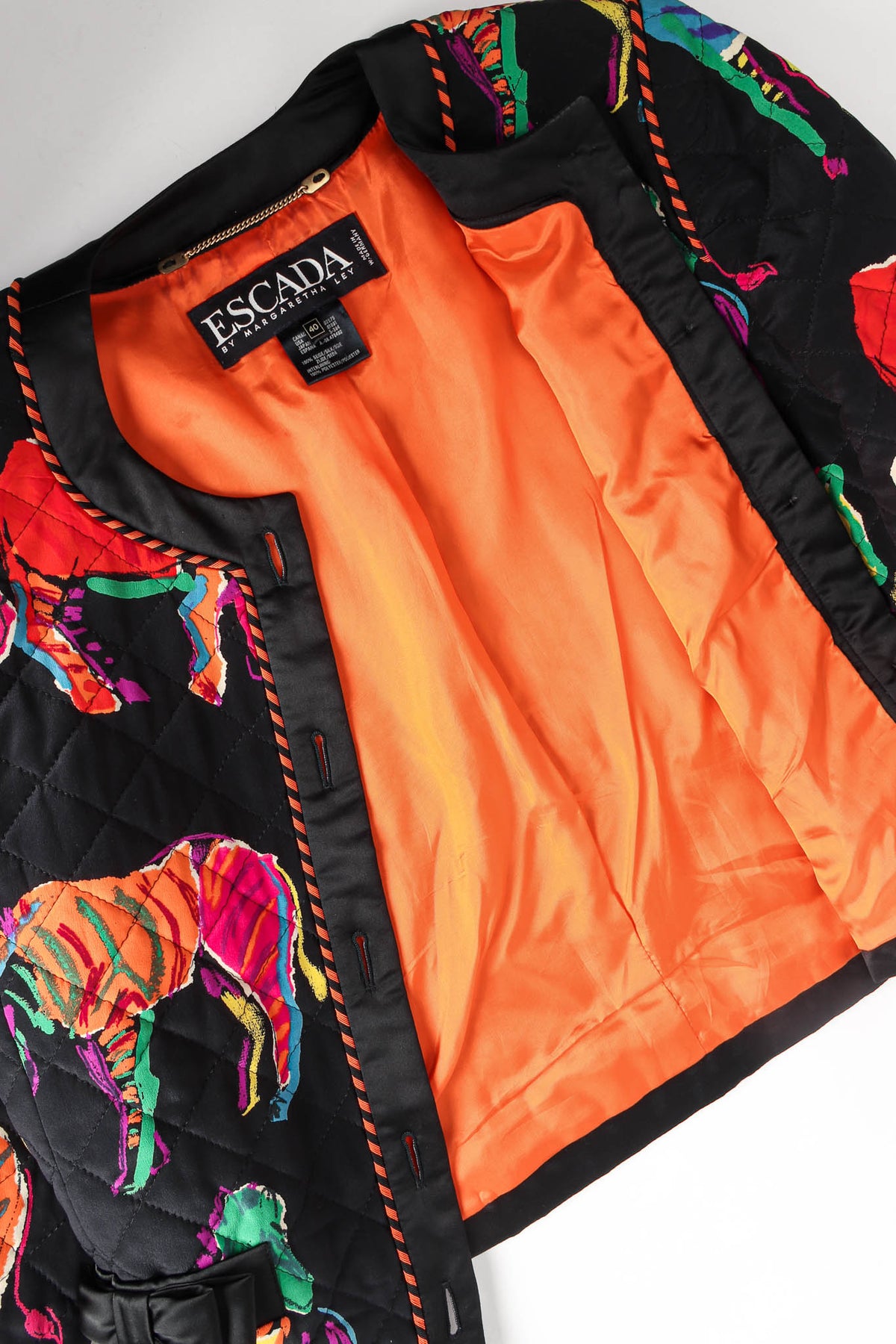 ジャケット・アウター Escada. Vintage Margaret Ley 38. Silk Escadaquiltedzebraprintblackja