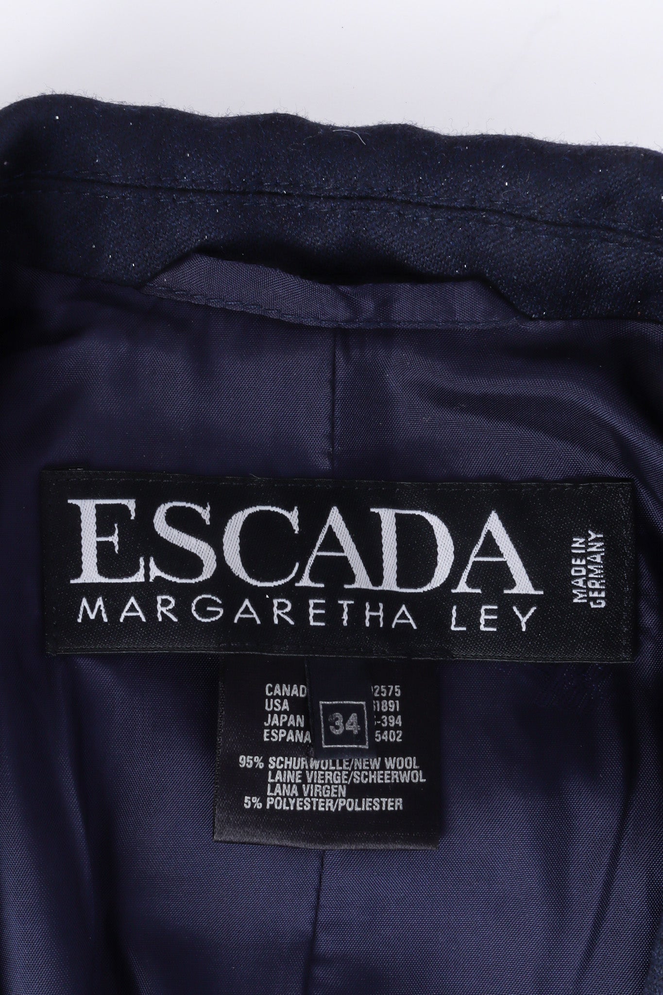 Vintage Escada Embroidered Star Wool Blazer Label Close-up @Recessla