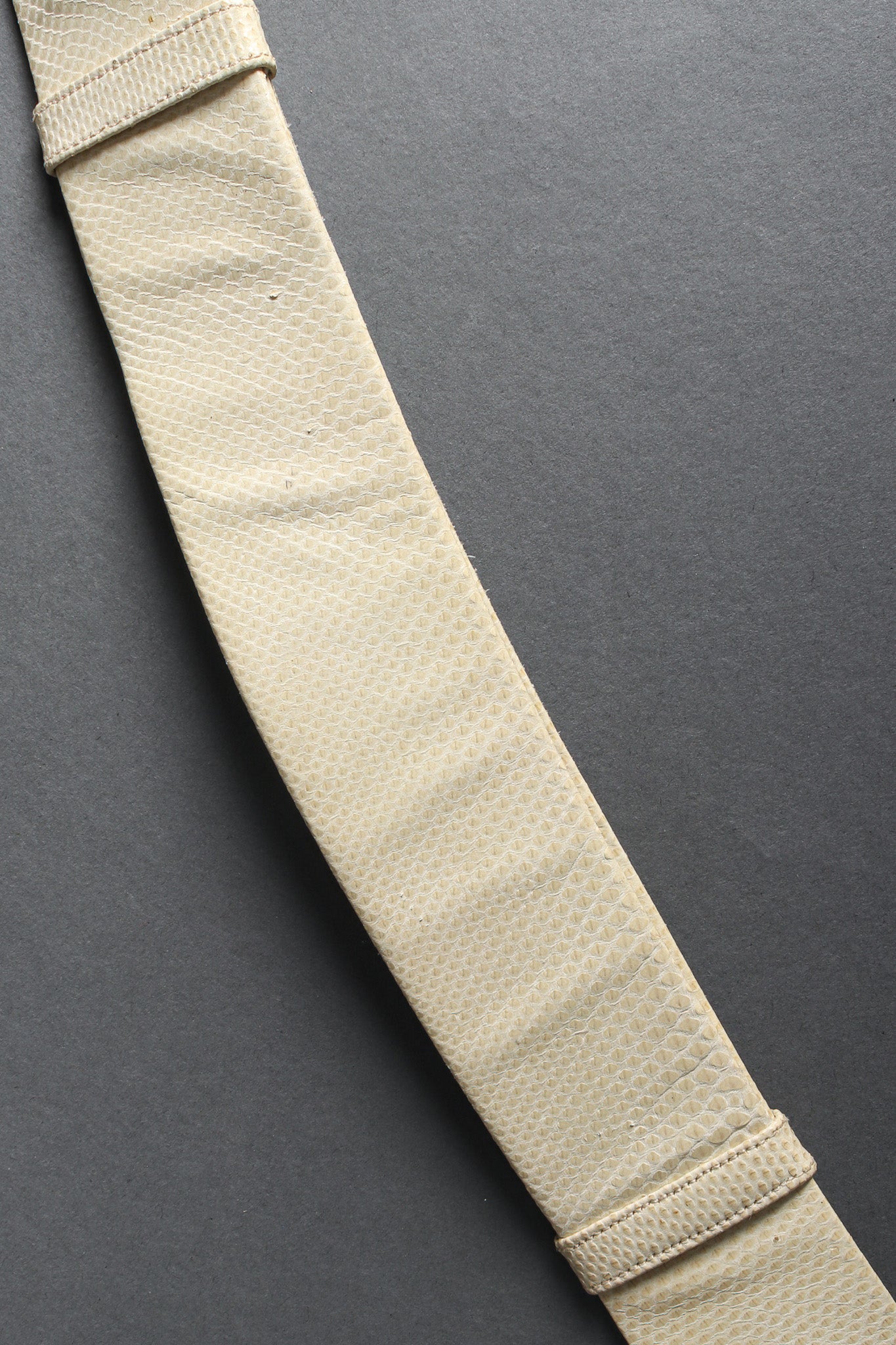 snakeskin slide belt by Finesse LaModel slide leather close @recessla