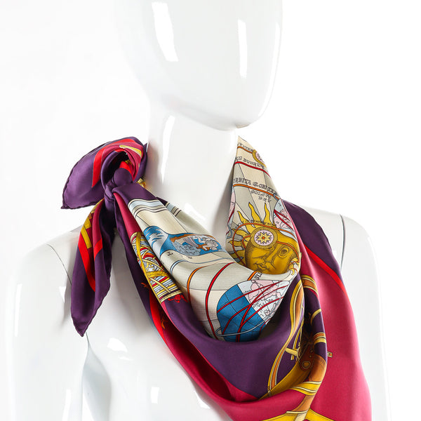 GUCCICopernicanipatternScarf-