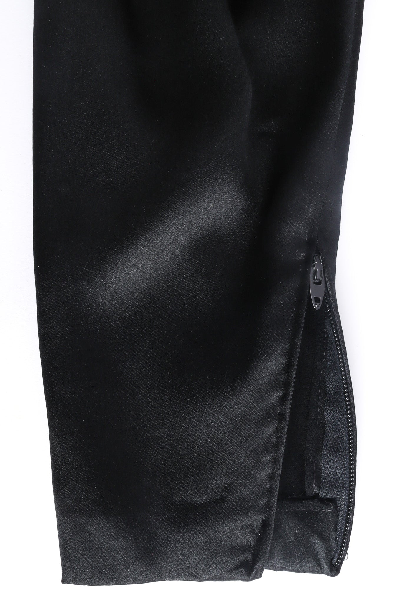Fringe silk shift dress by Galanos Sleeve zipper Close-up @recessla