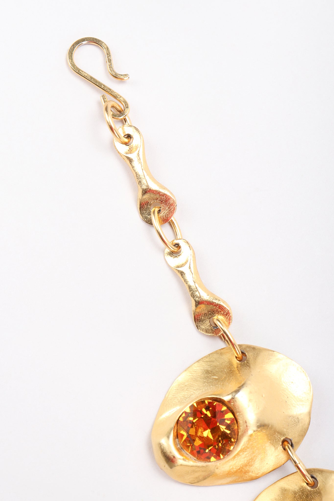 Recess Designer Consignment Vintage Signed Modernist Gold Oyster Collar Necklace & Earring Set
