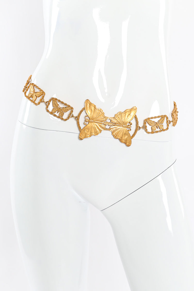 Chain belt with mirrored butterfly mannequin front @recessla