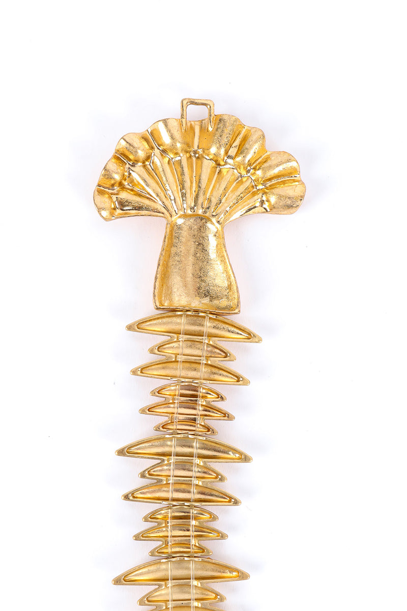 Gold metal fish spine vintage chain belt tail loop close @recessla