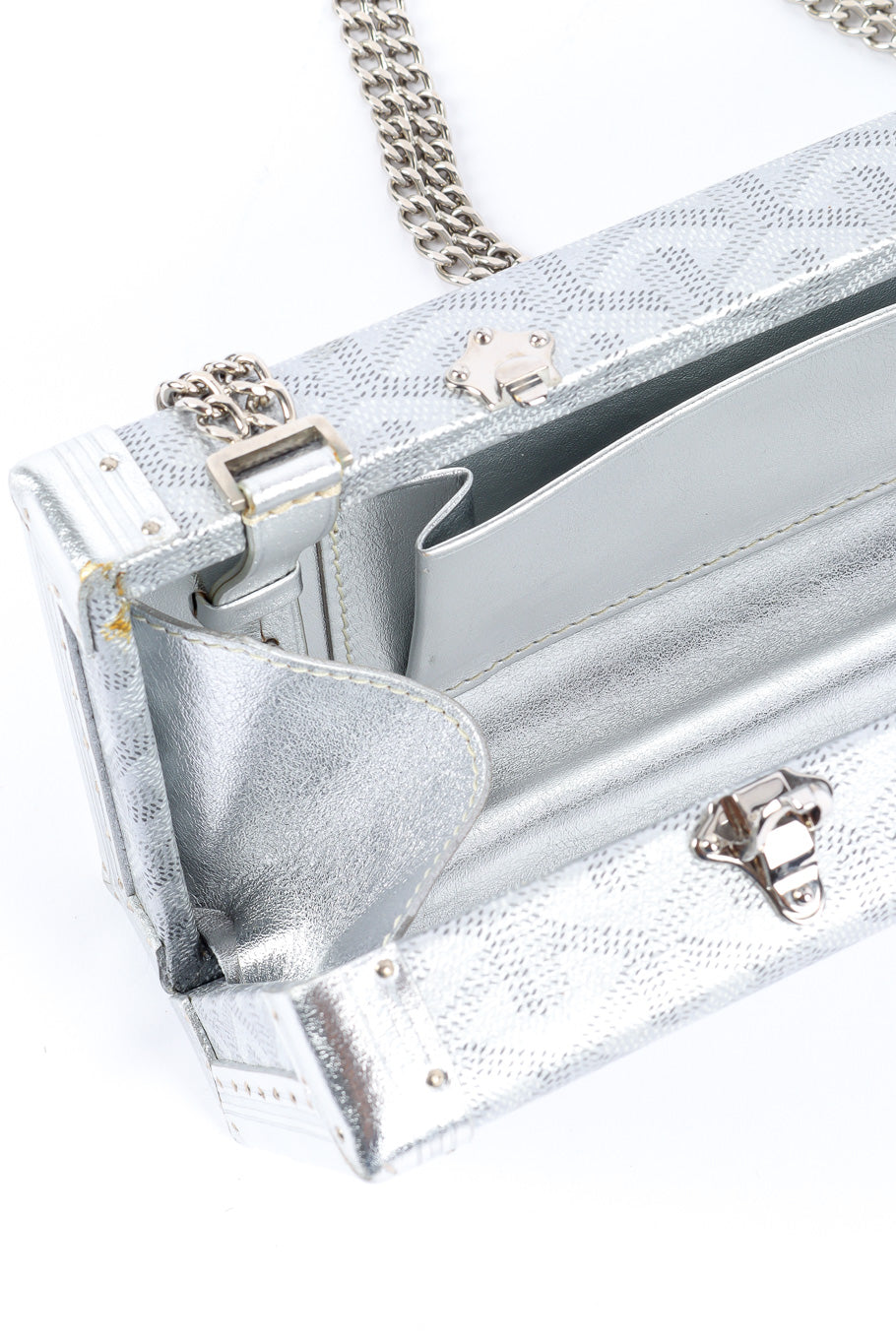 Goyard saint-honoré trunk bag inside details @recessla