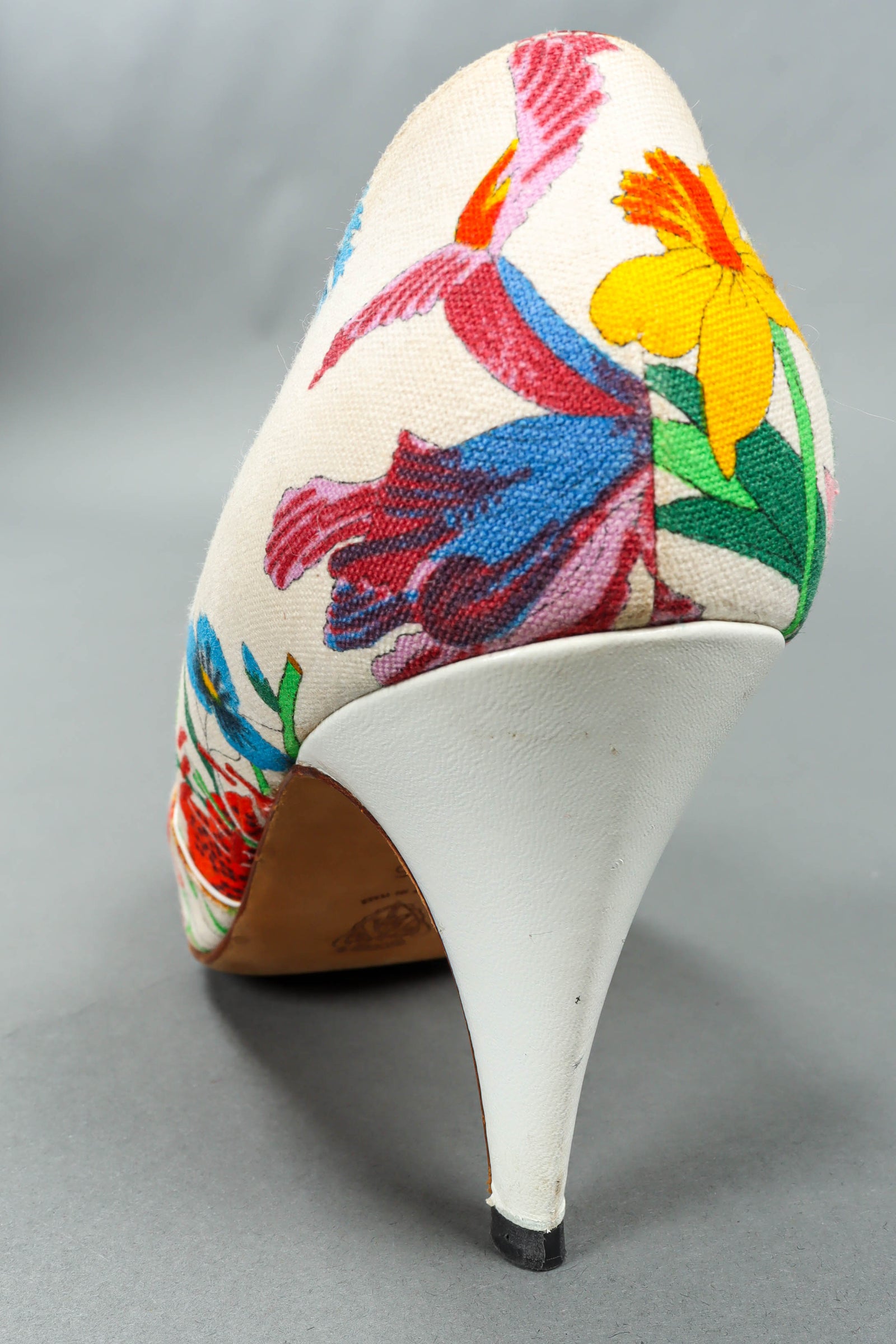 PQ191◇Gucci : 80's archive フローラルプリント 1980 Vintage Gucci White Botanical Floral Heels – Recess